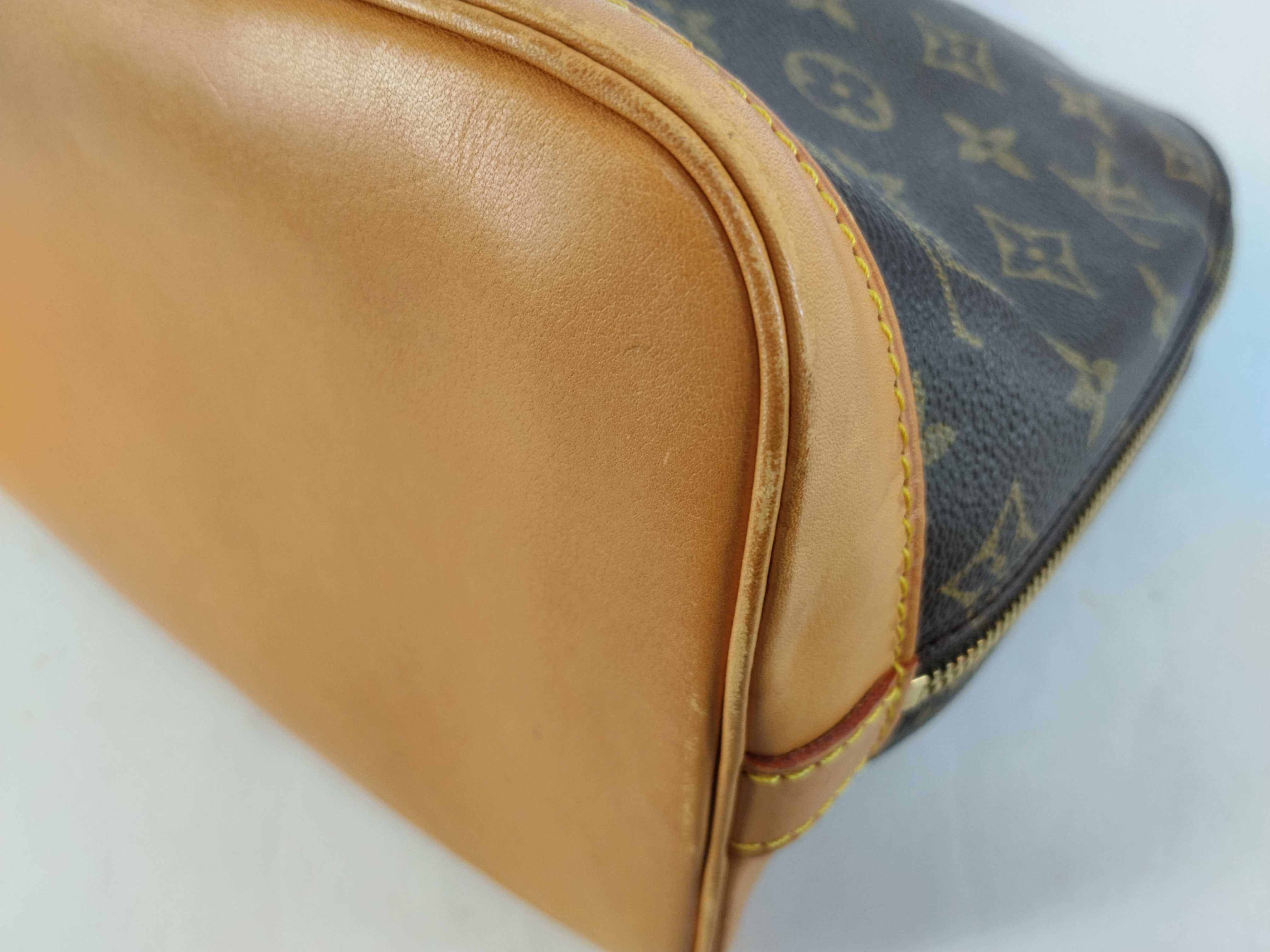 Monogram Louis Vuitton Handbag Monogram Alma M51130 Brown Handbag — view 6