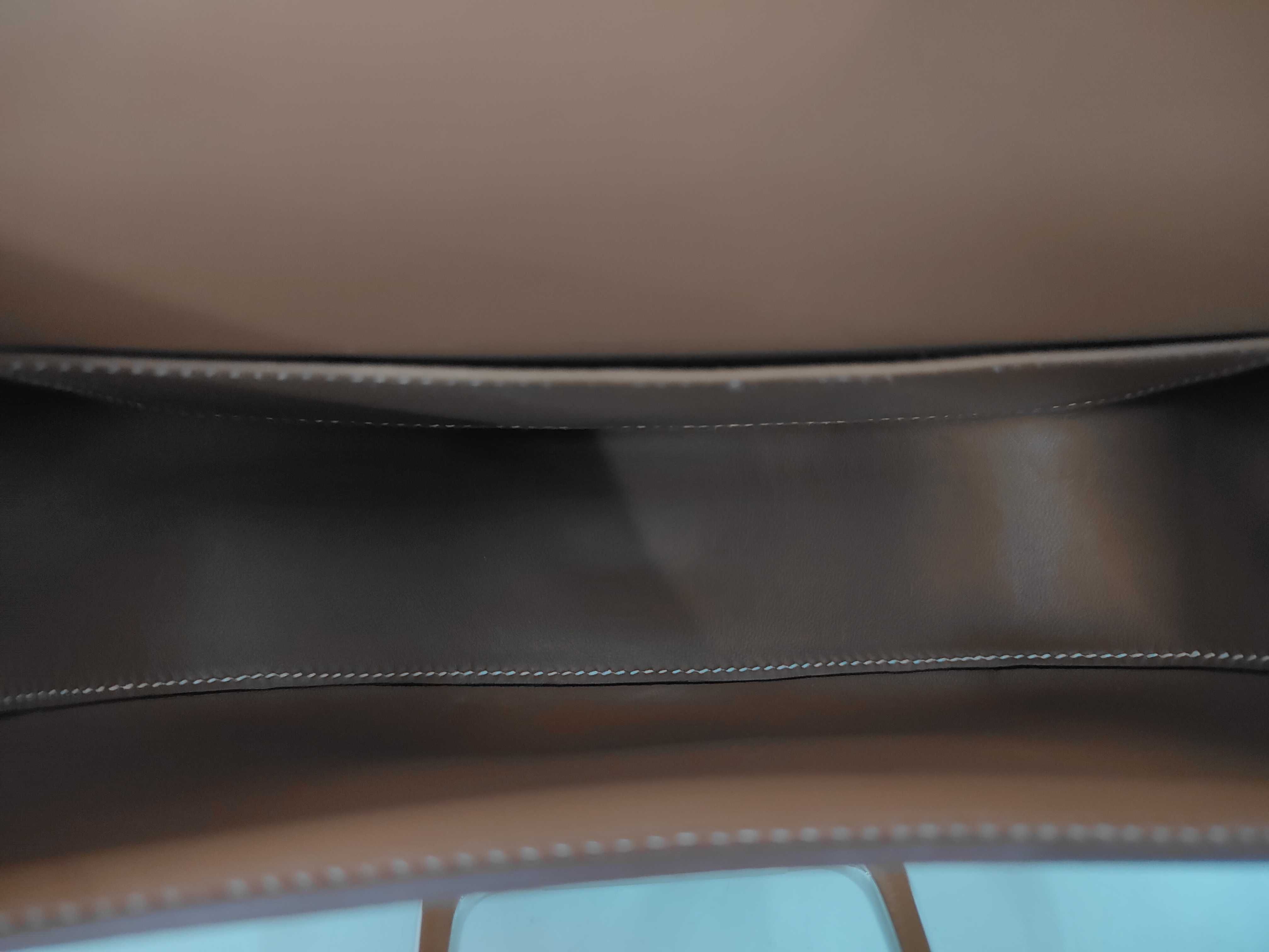 Della Cavalleria Elan Shoulder Bag, Gold/Silver Hardware, Epsom Leather, G Stamp (2026), Accessories: Box, Dust Bag. — view 8