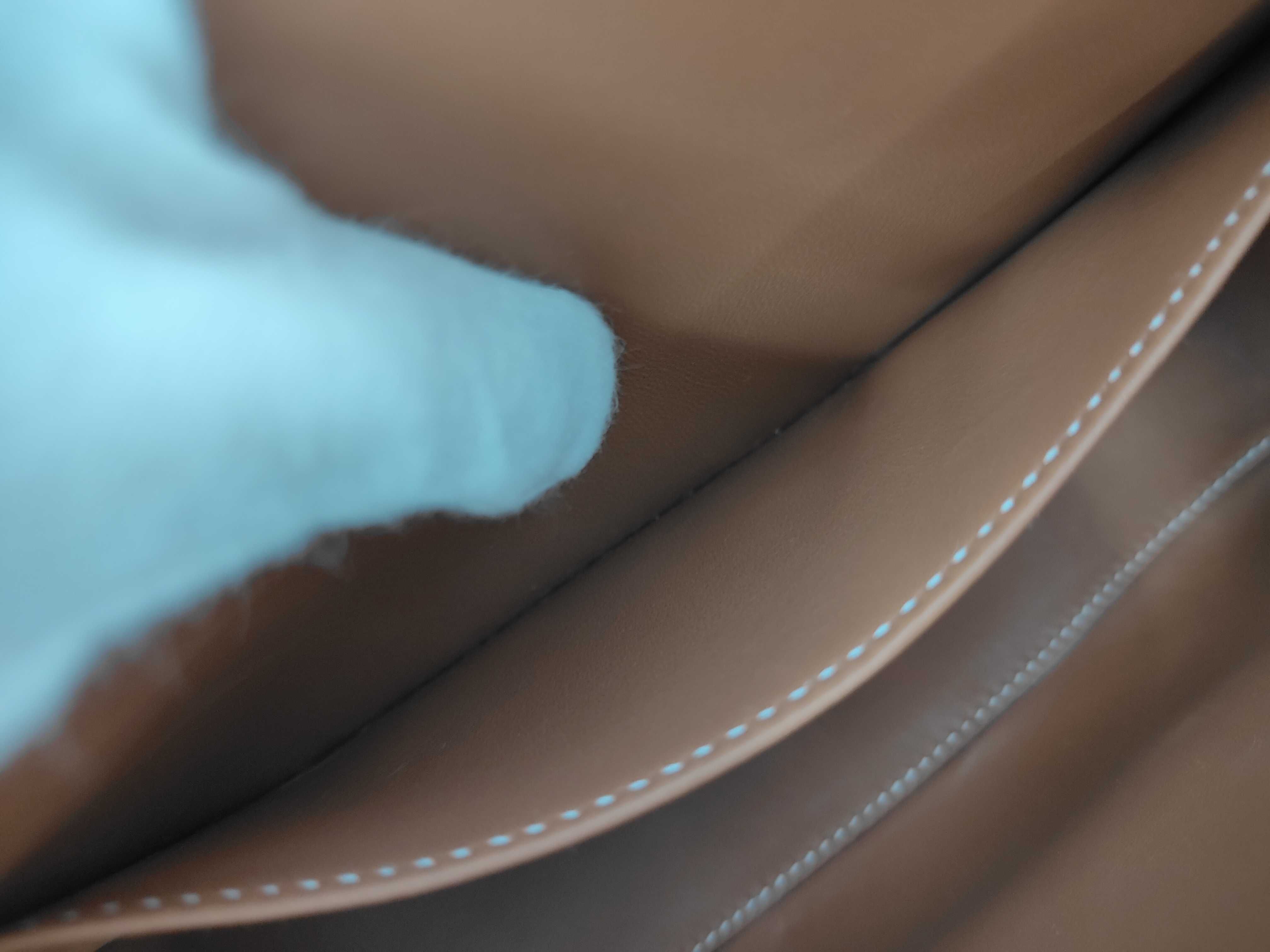 Della Cavalleria Elan Shoulder Bag, Gold/Silver Hardware, Epsom Leather, G Stamp (2026), Accessories: Box, Dust Bag. — view 10