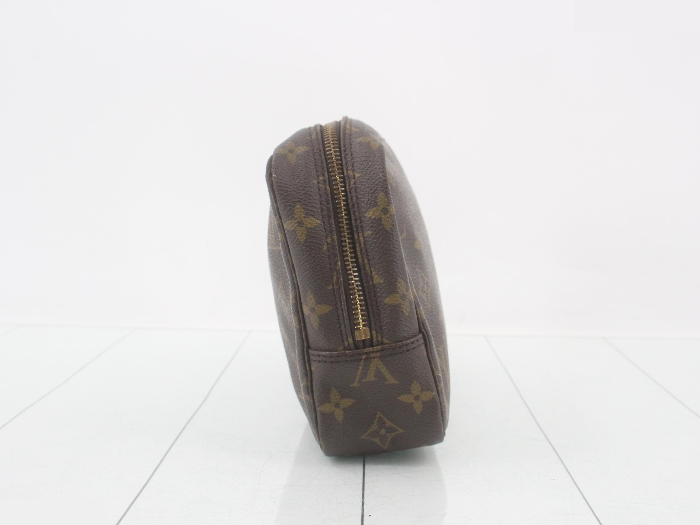 Truth Wallet 23 — view 3