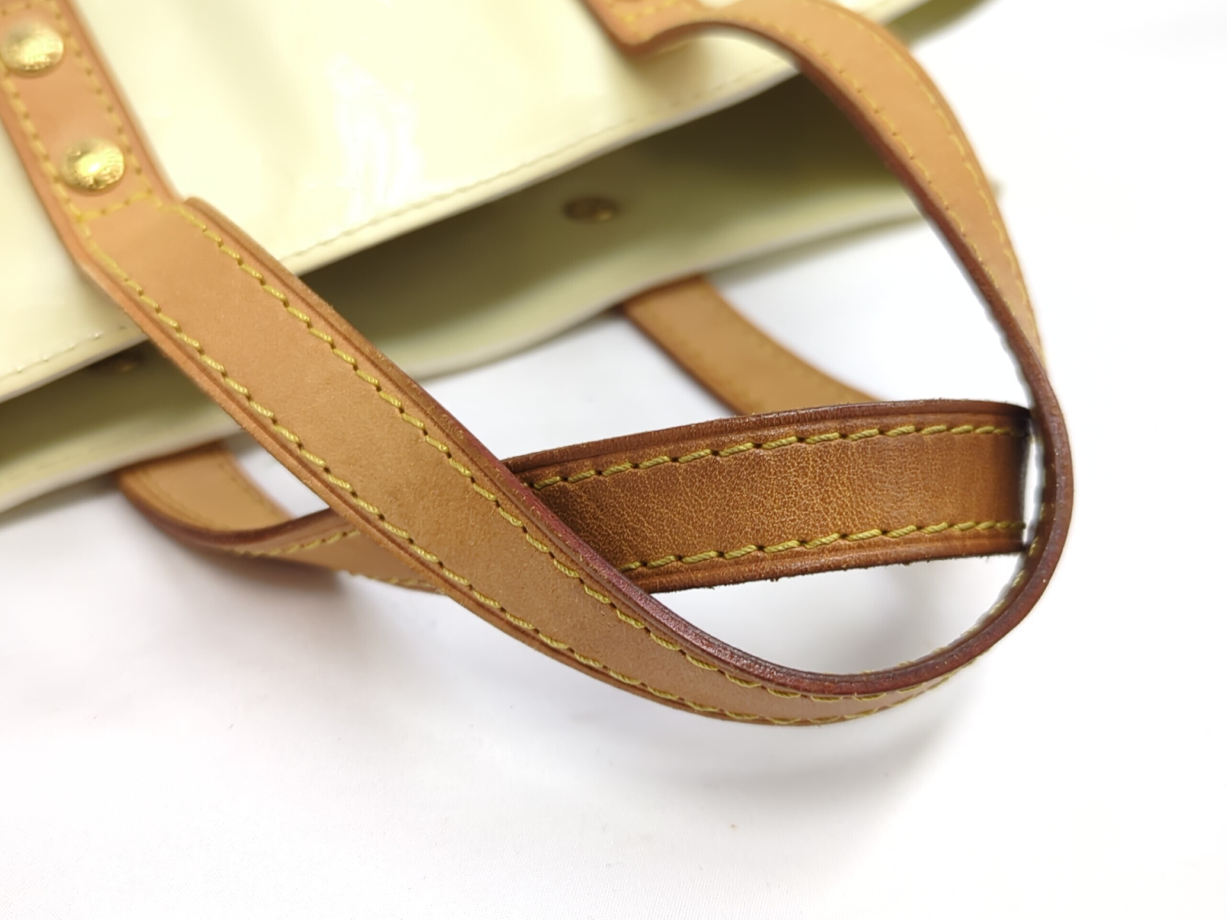 Vernis Lead PM Handbag — view 8