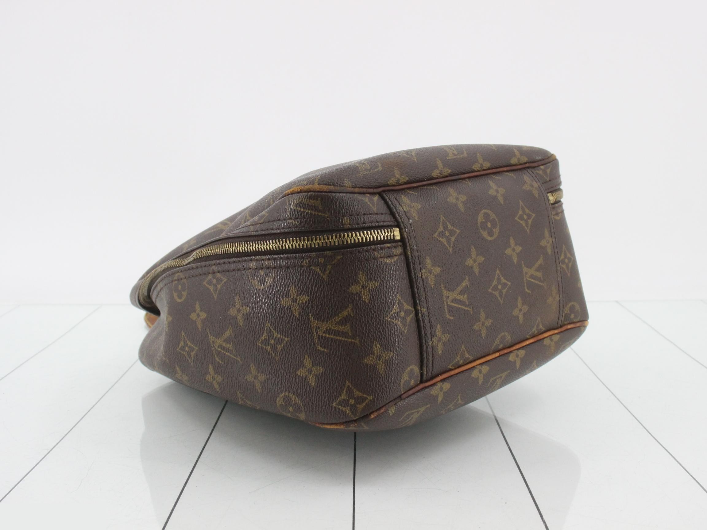 Monogram Excursion Shoe Bag Handbag — view 5
