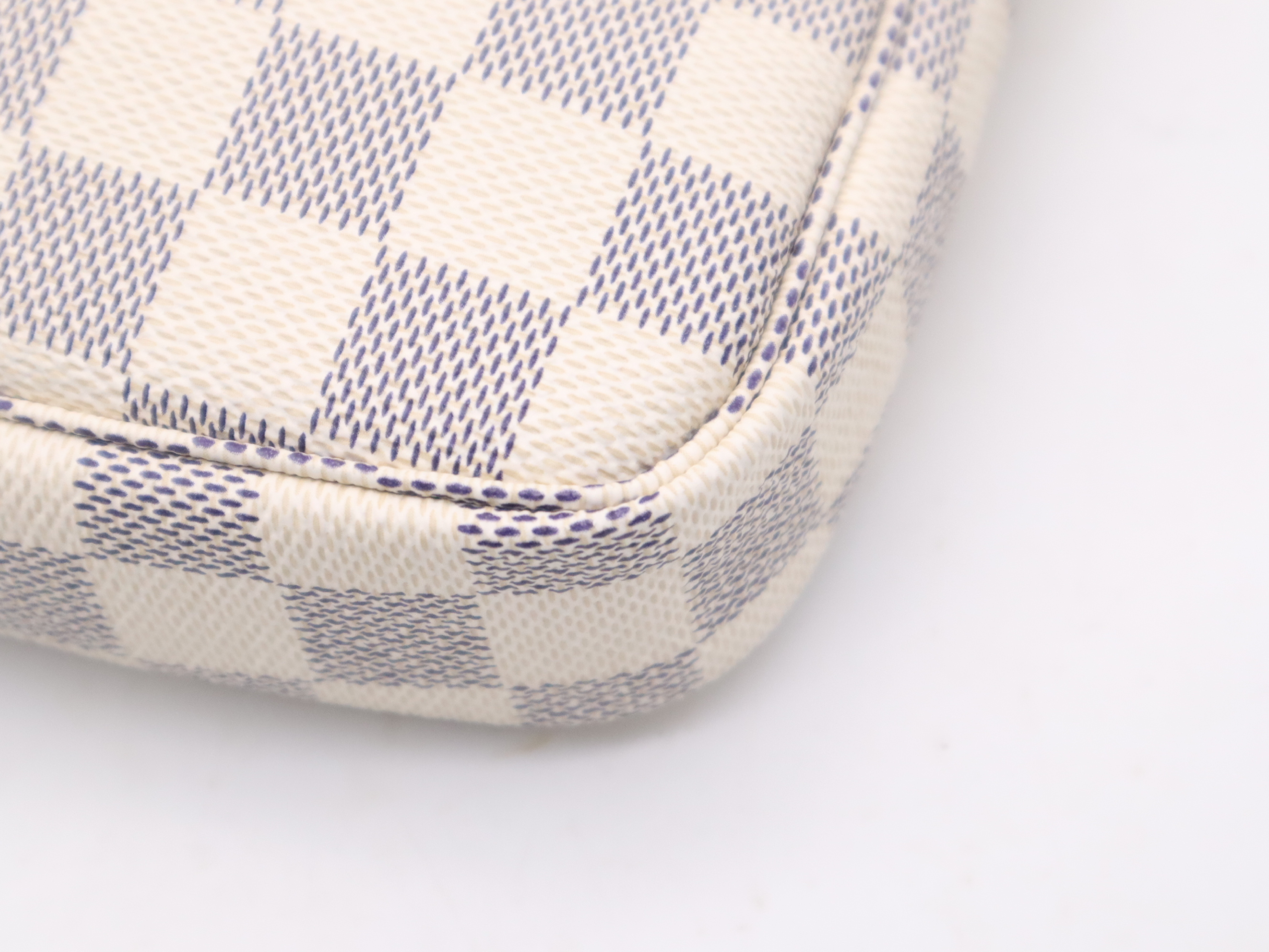 N41207 Azur Pochette Accessoires New Model Handbag with Dust Bag and Box — view 9