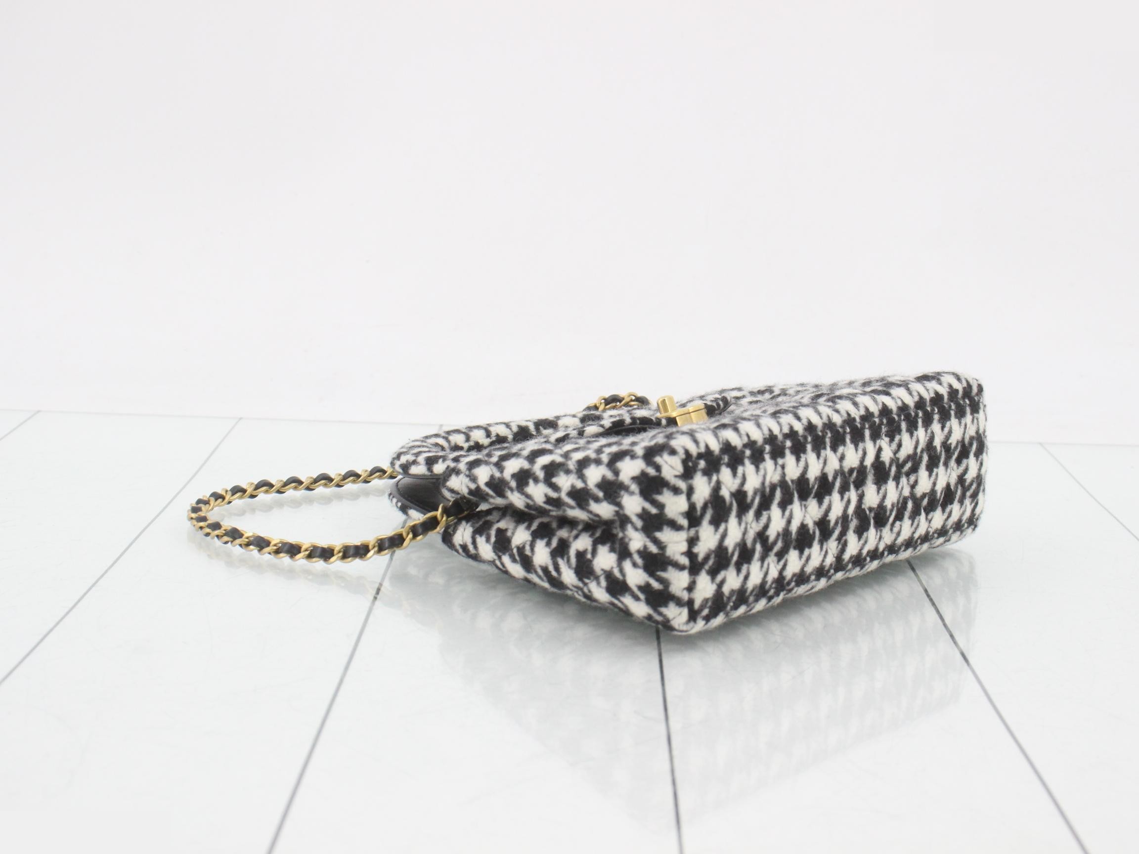 IC Plate 2-Way Top Handle Houndstooth Tweed Shoulder Bag — view 5
