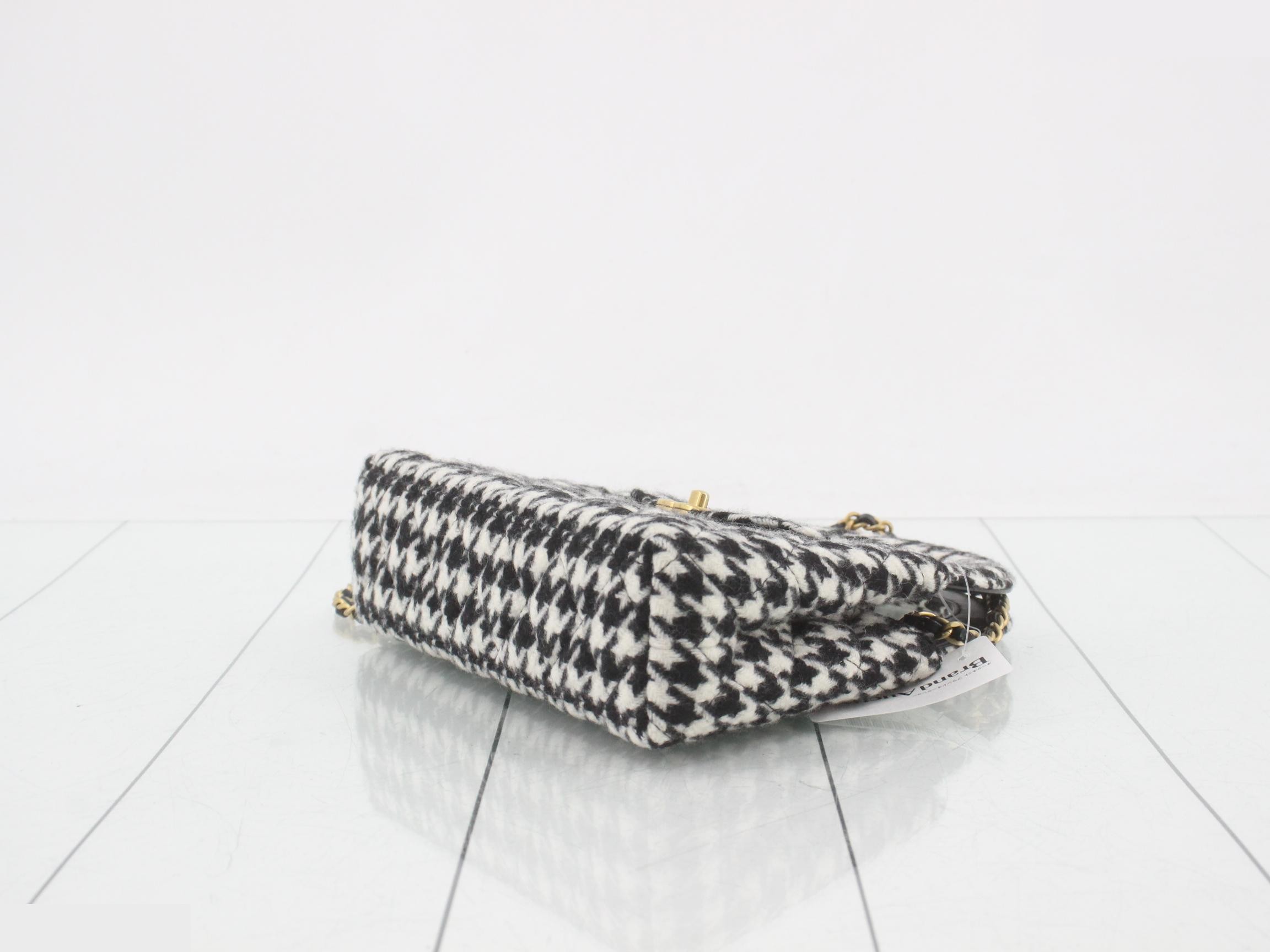 IC Plate 2-Way Top Handle Houndstooth Tweed Shoulder Bag — view 6