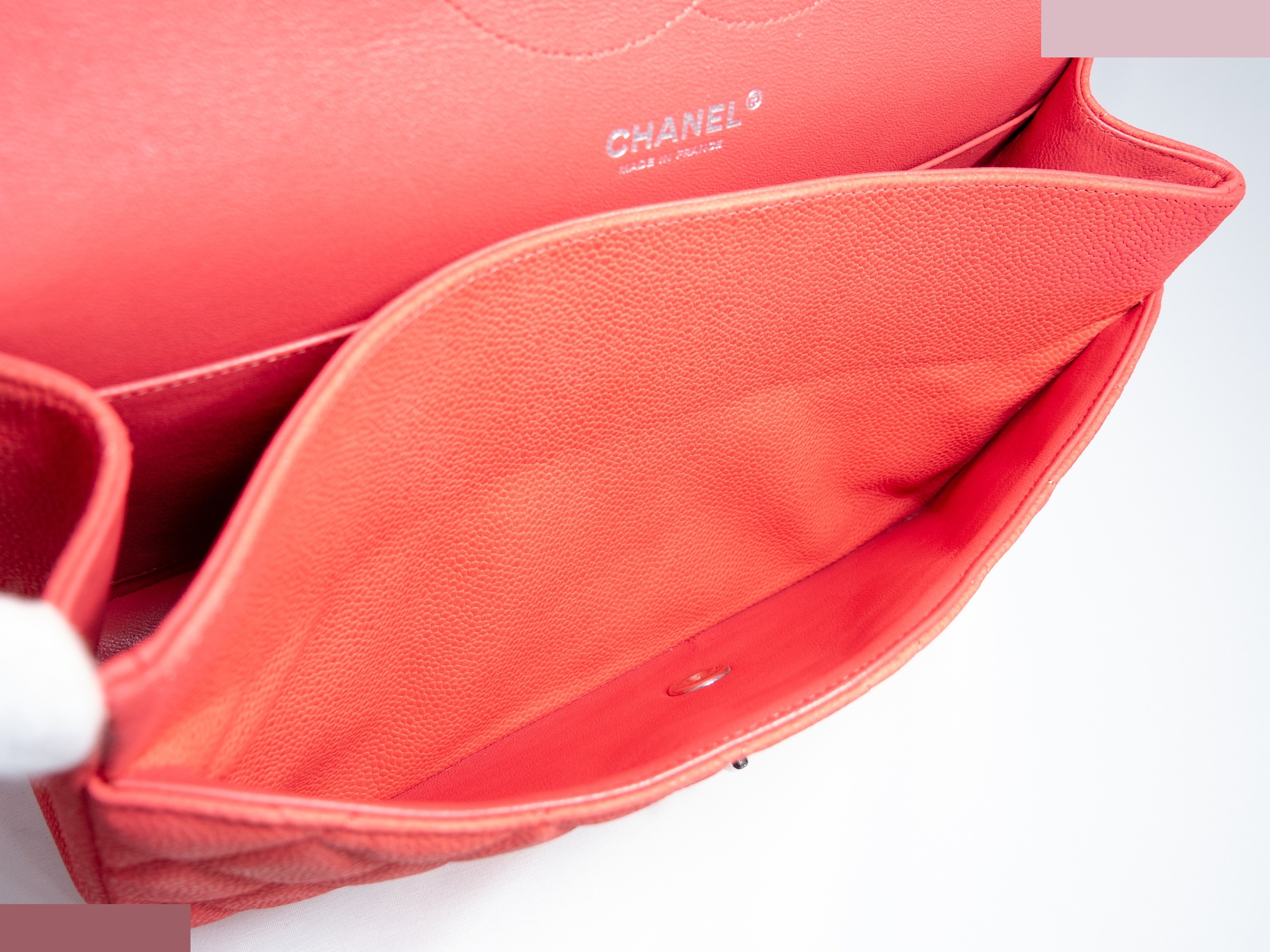 Large Matelassé Double Flap Seal Card Caviar Skin — view 12