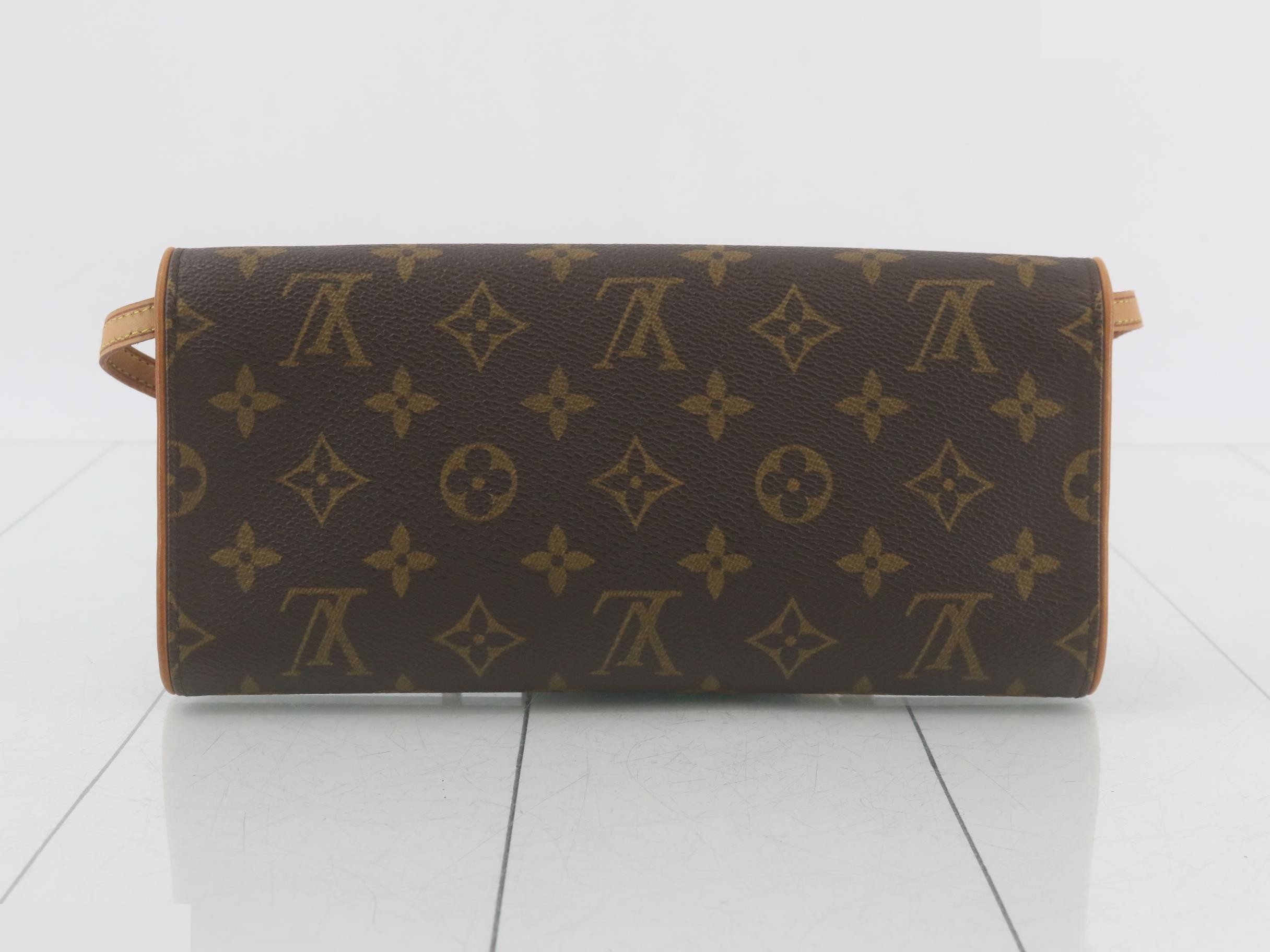 Pochette Twin GM Shoulder Pouch — view 2