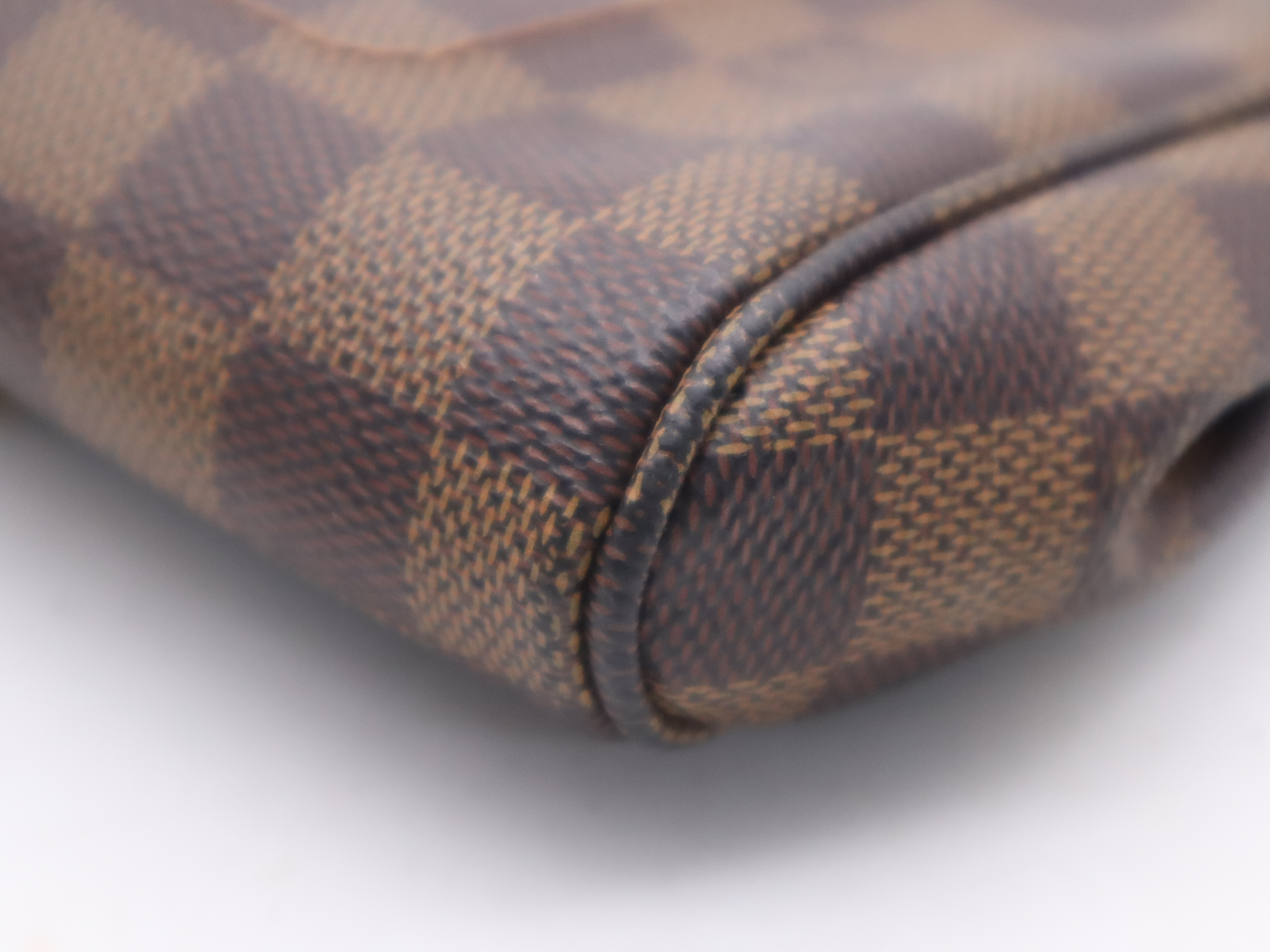 N41276 Damier Favorite PM Handbag — view 9