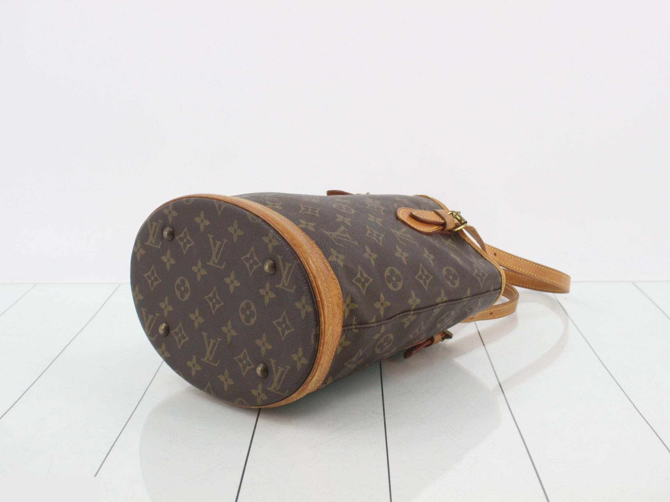 Bucket PM Monogram Tote Bag — view 6