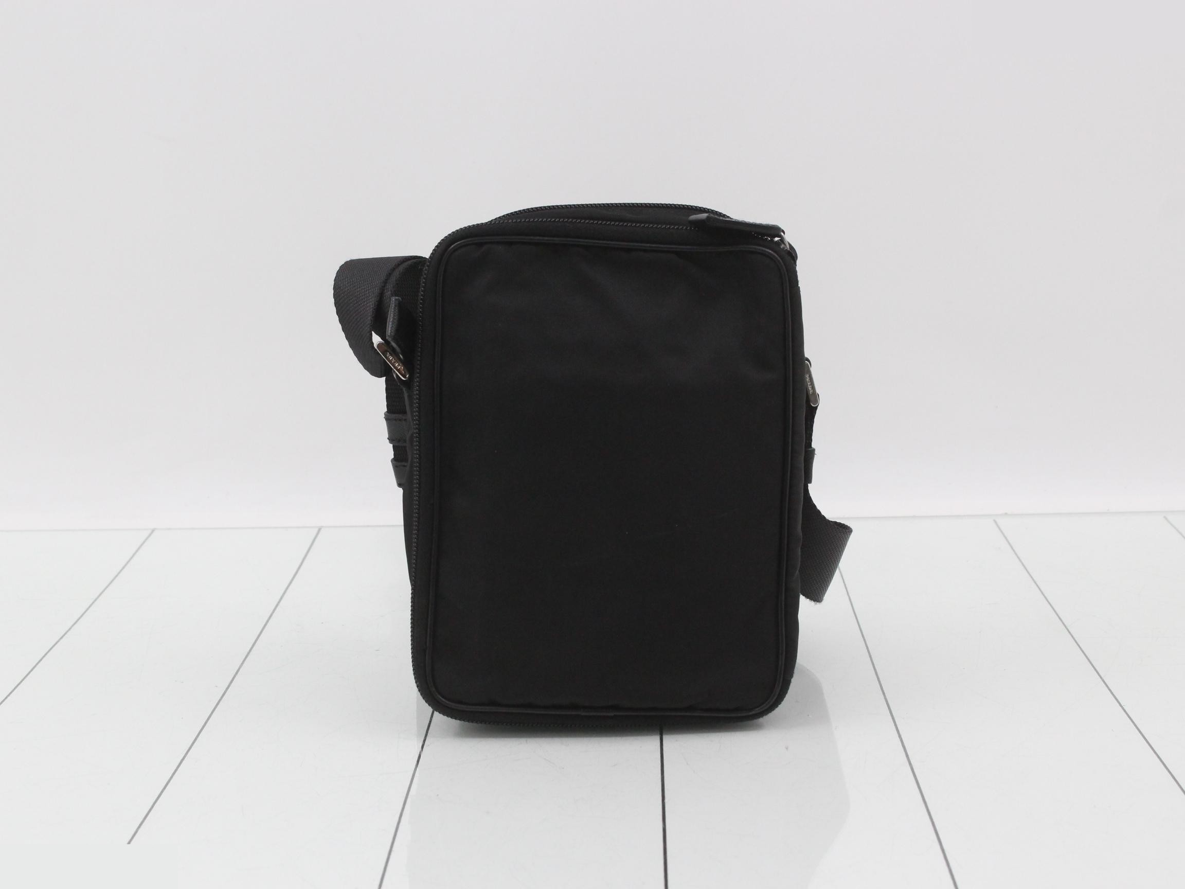 Nylon Shoulder Bag V405 — view 2