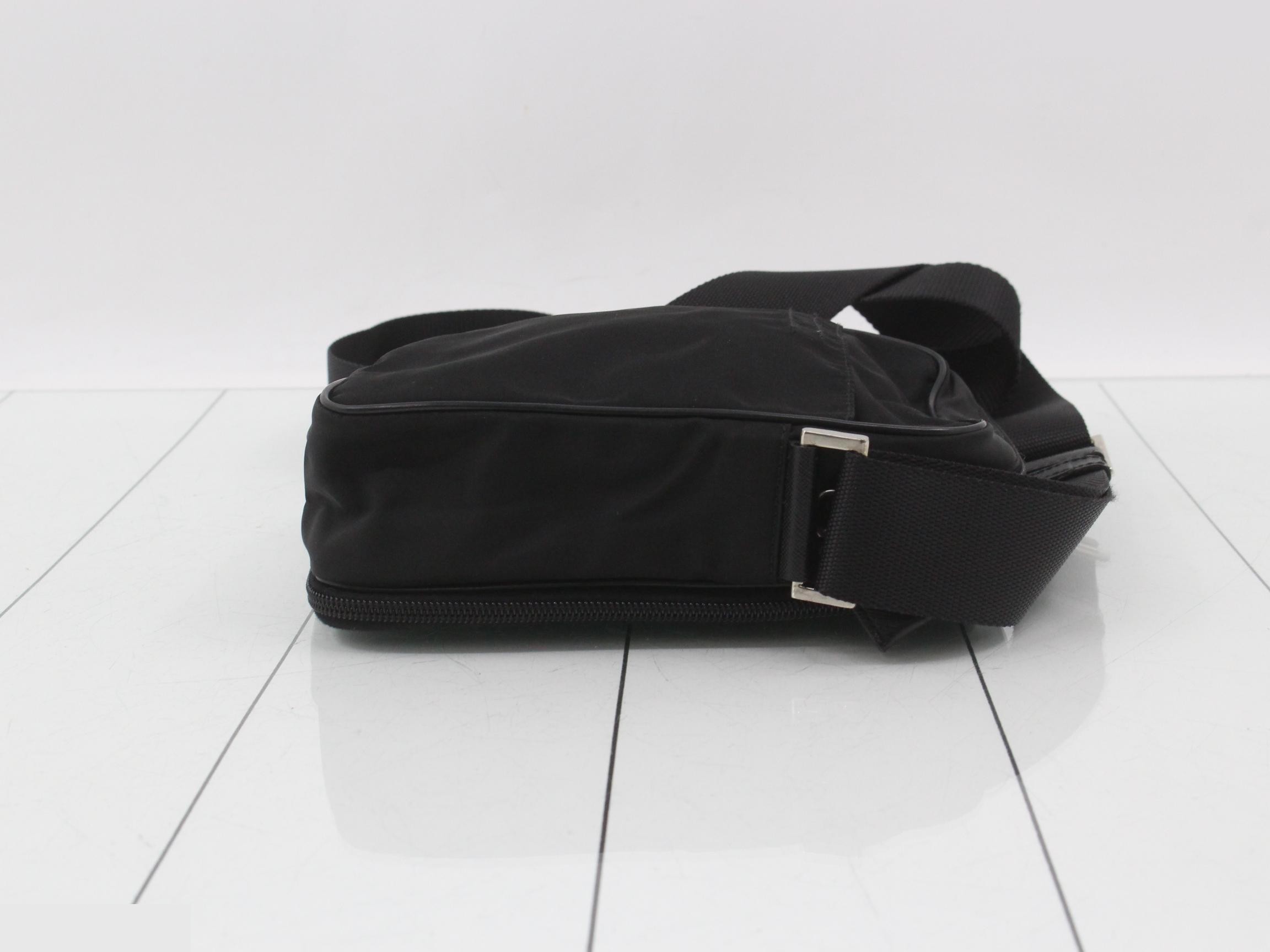 Nylon Shoulder Bag V405 — view 3