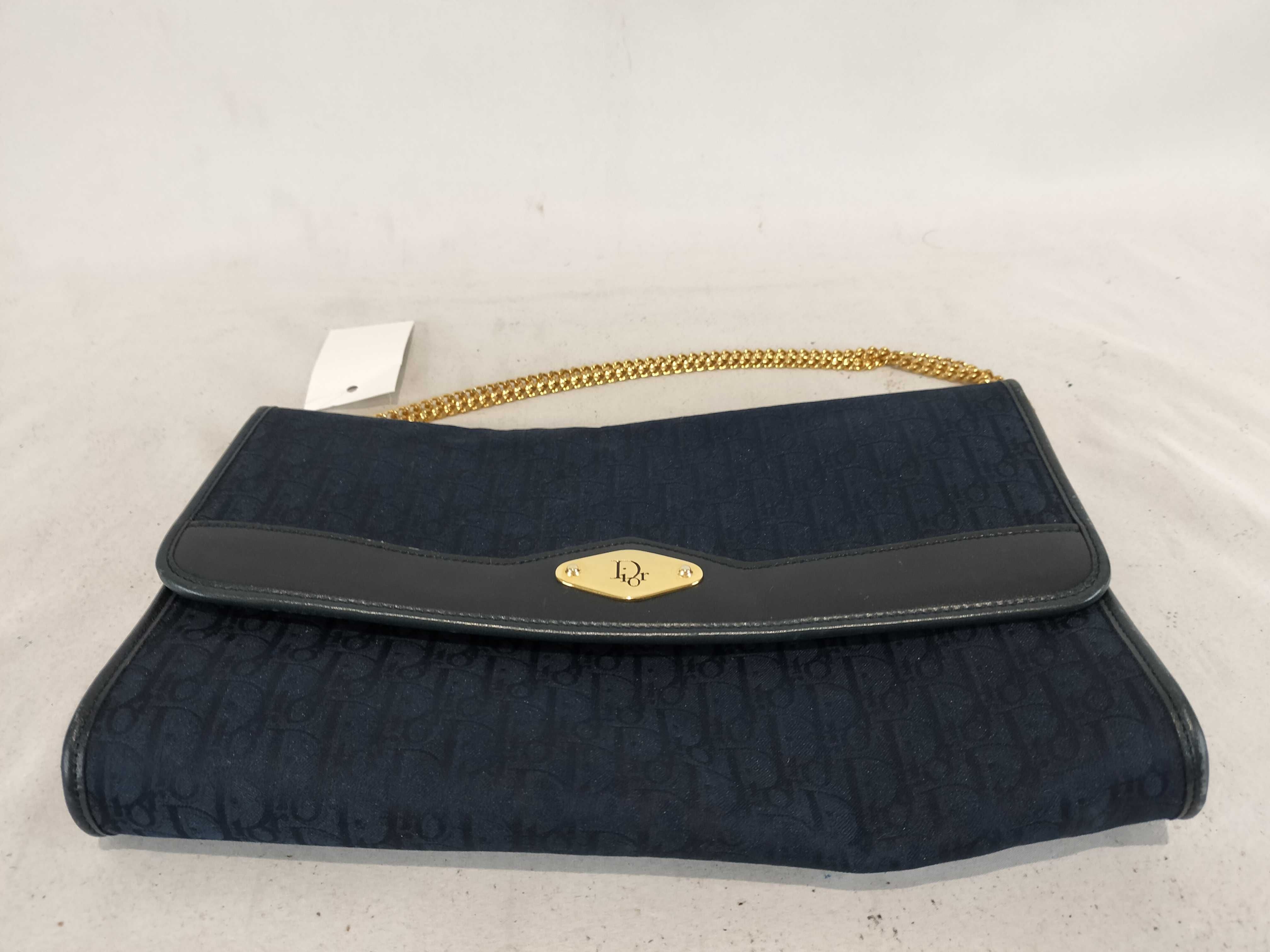 Trotter Push-Lock Chain Handbag — view 8