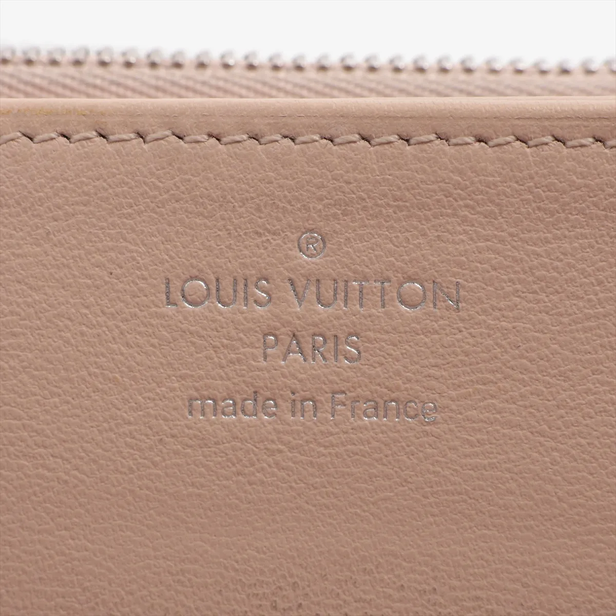 Mahina Zippy Wallet M29052, serial number unknown, blue, round zip wallet — view 11