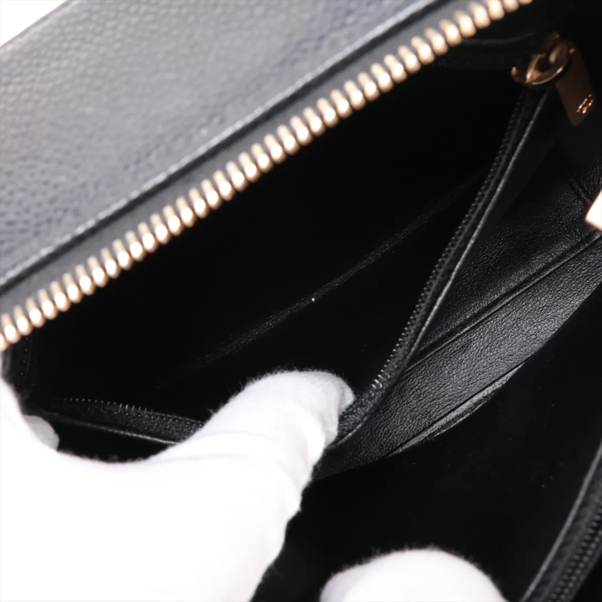 CC Filigree Caviar Skin Chain Shoulder Bag, Black with Gold Hardware, 24867338, serial number in the 24 range. — view 11