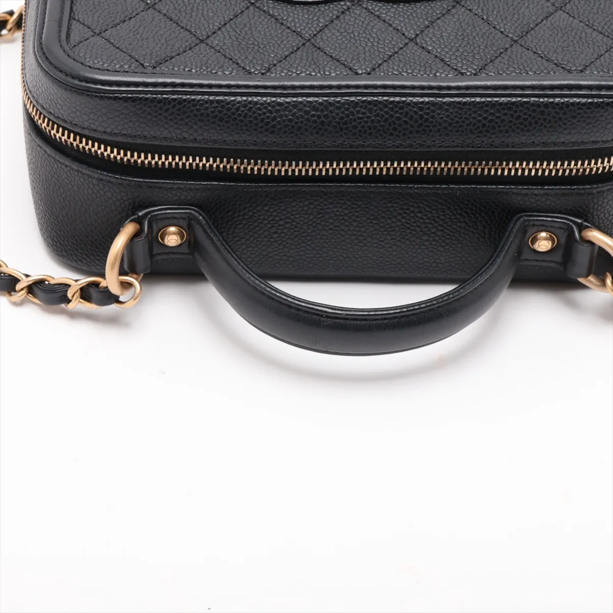 CC Filigree Caviar Skin Chain Shoulder Bag, Black with Gold Hardware, 24867338, serial number in the 24 range. — view 5