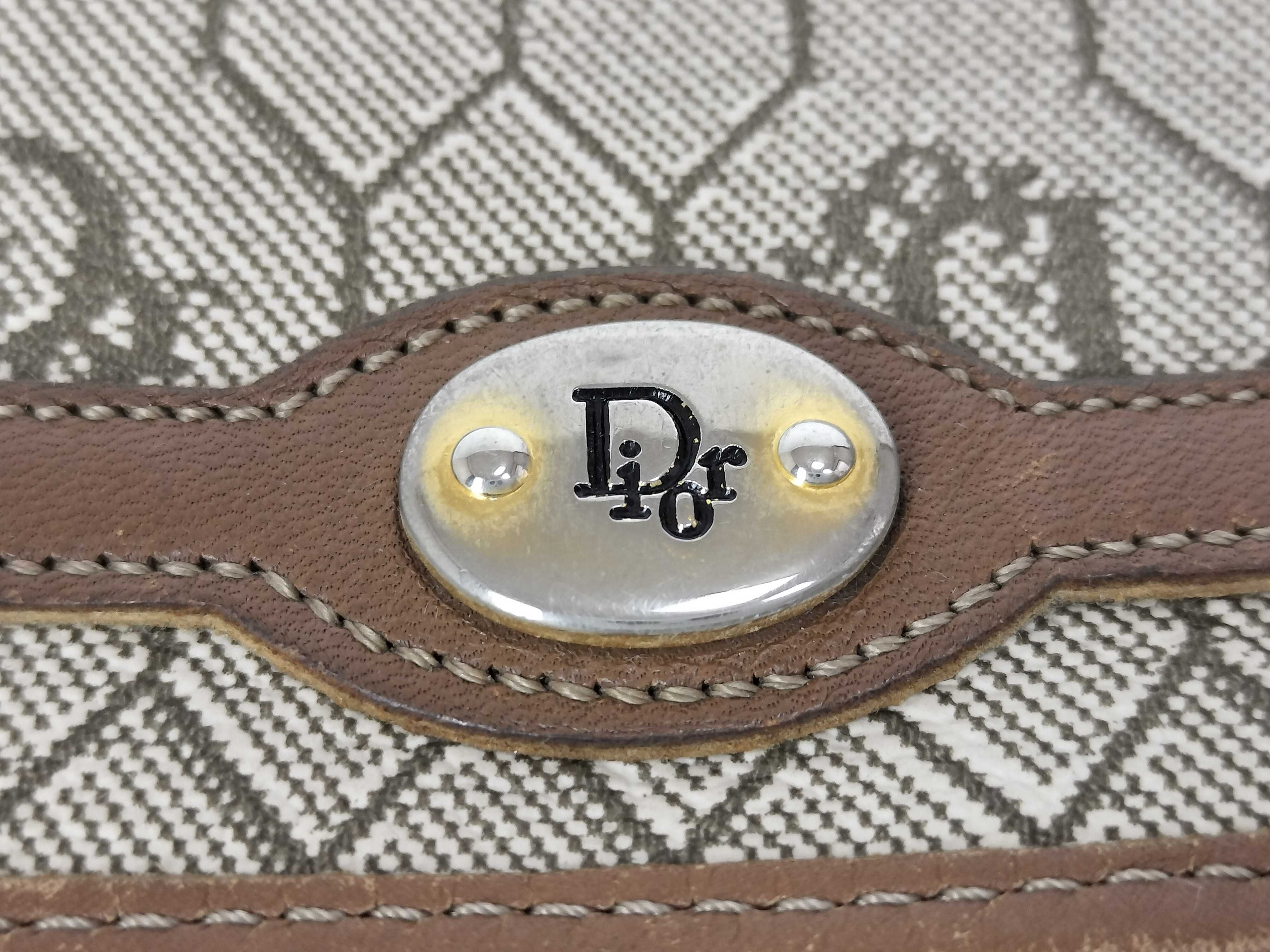 pouch — view 7