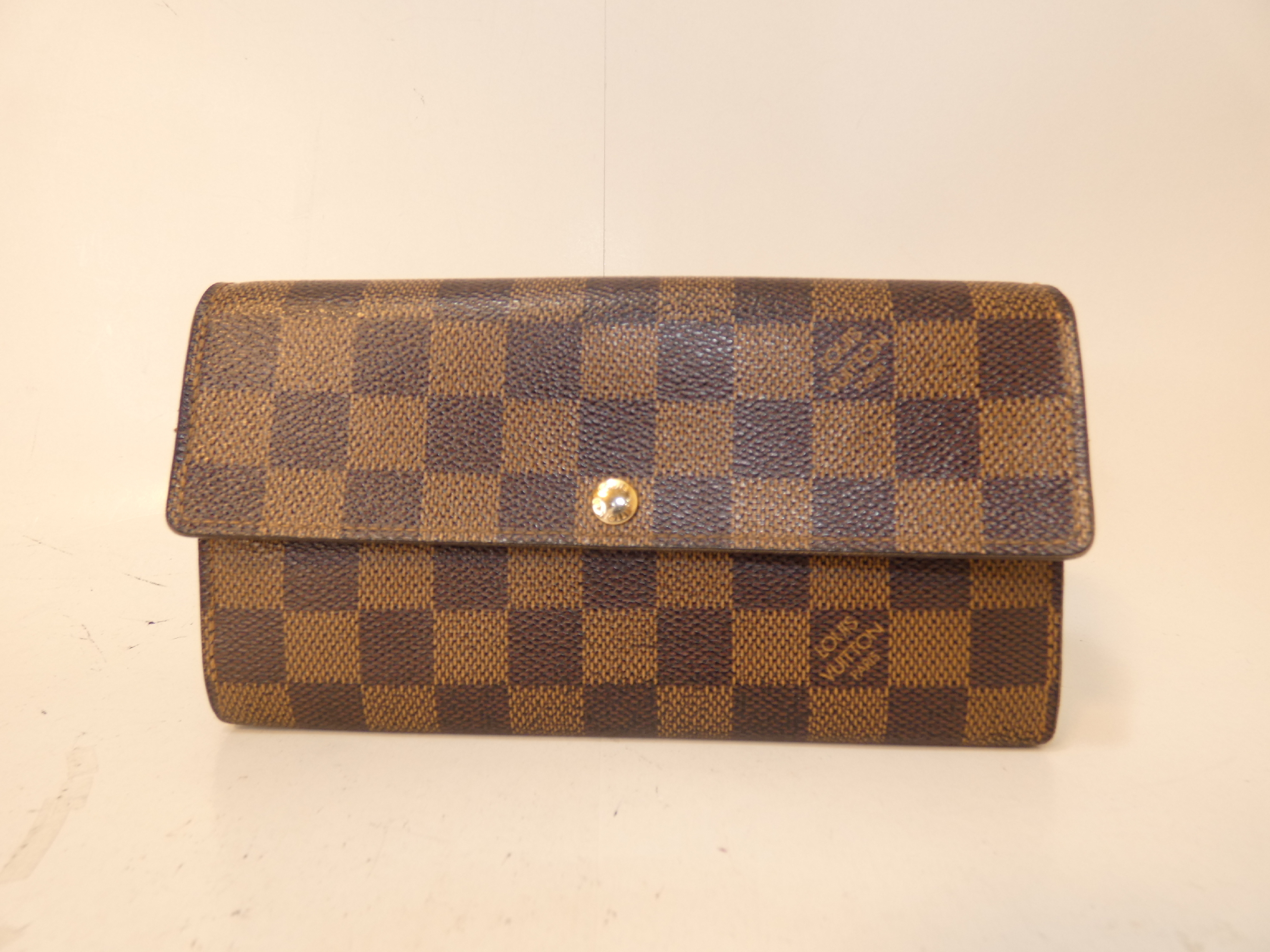Damier Sarah Long Wallet