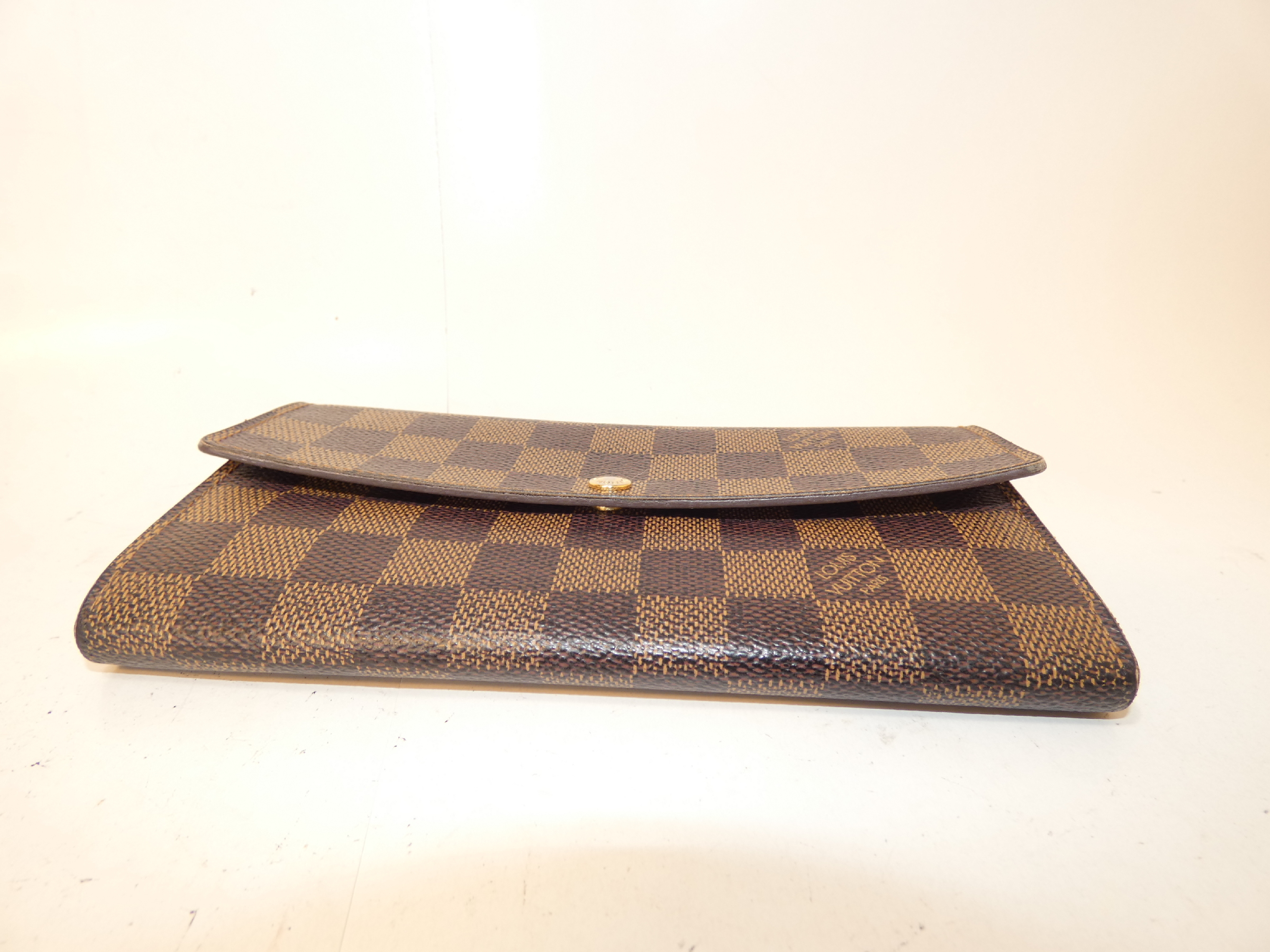 Damier Sarah Long Wallet — view 4