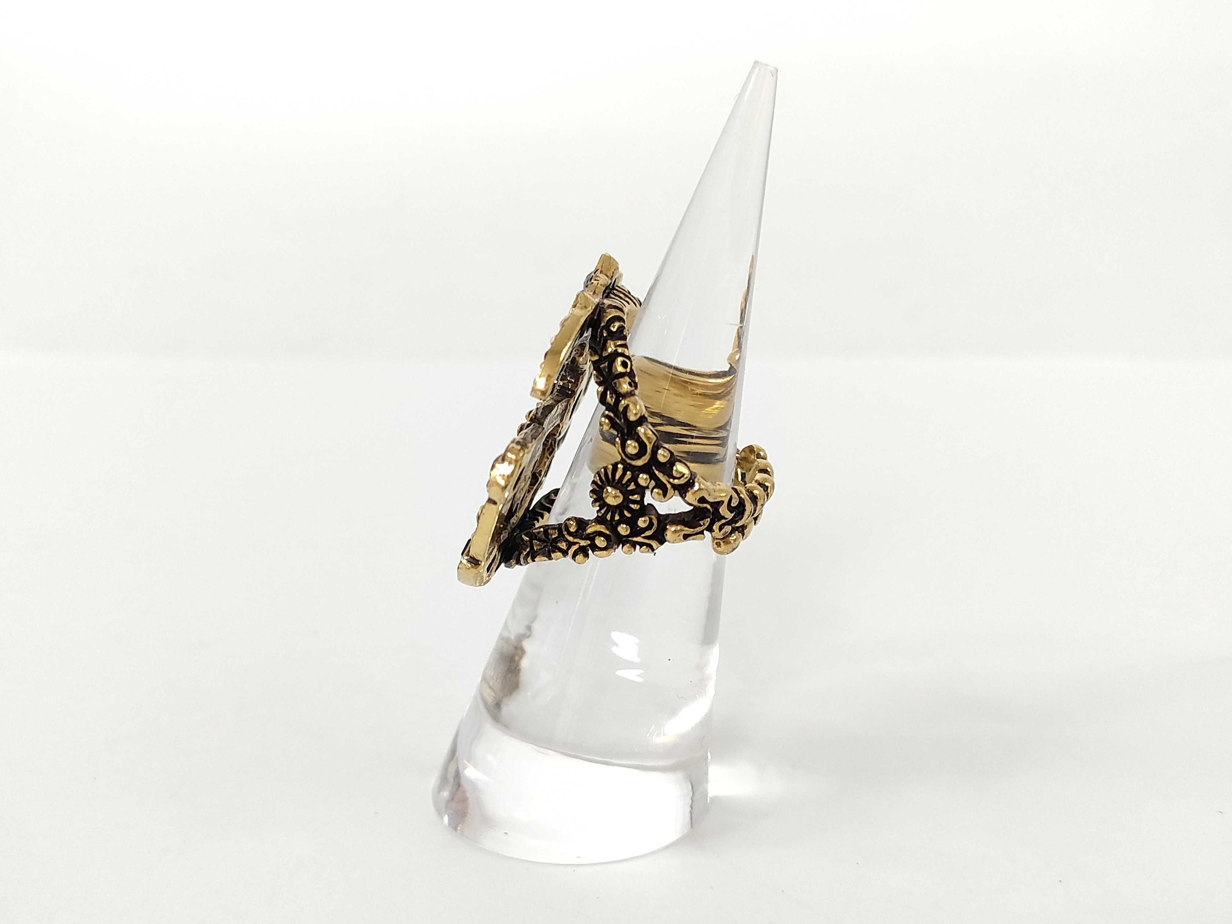 ring — view 2