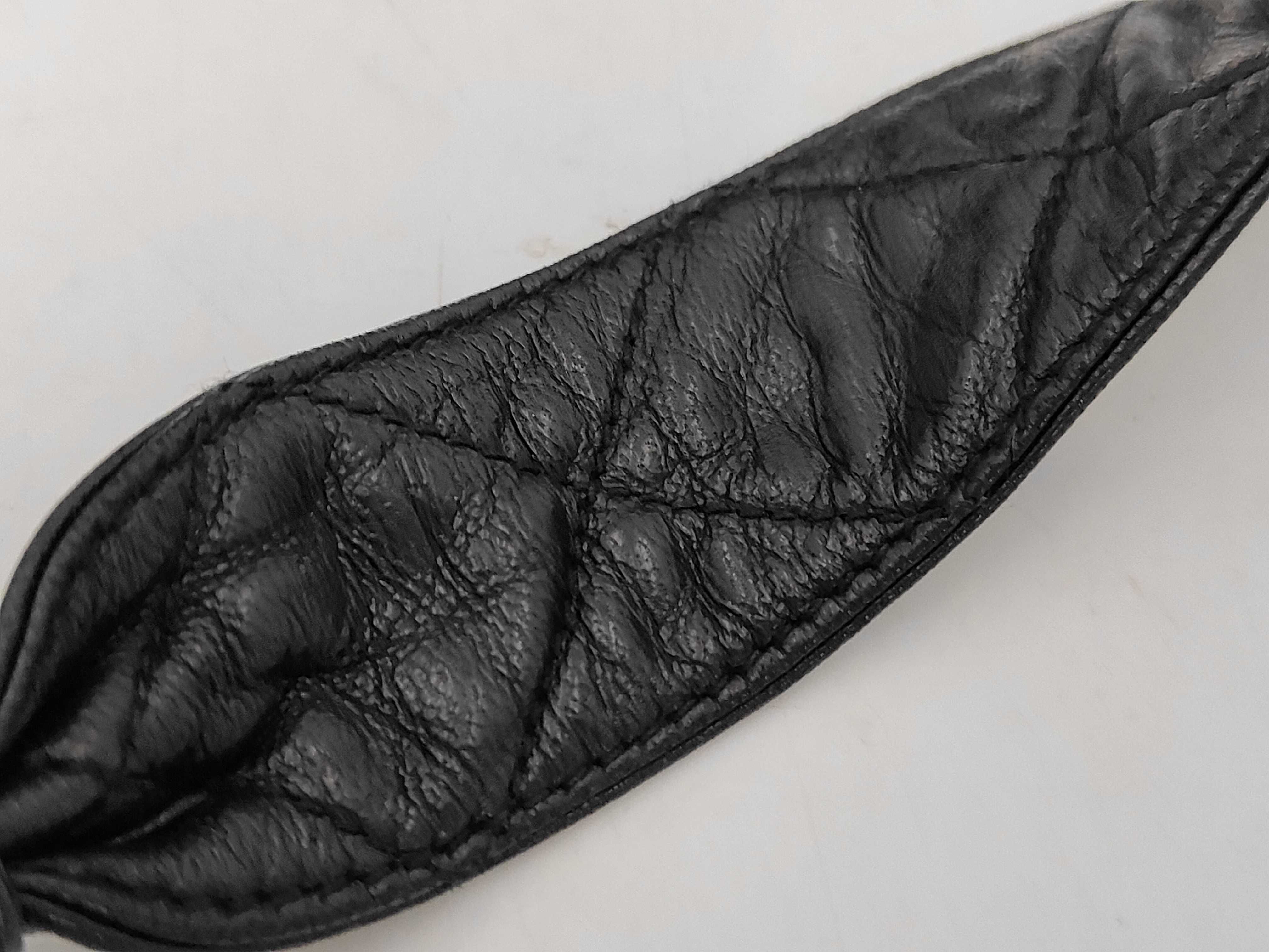 Matelassé Classic Small Camera Bag, Lambskin, Black, 2663874, Seal Boutique Seal, 18x13x7cm, Shoulder strap approx. 110cm, Bag — view 4
