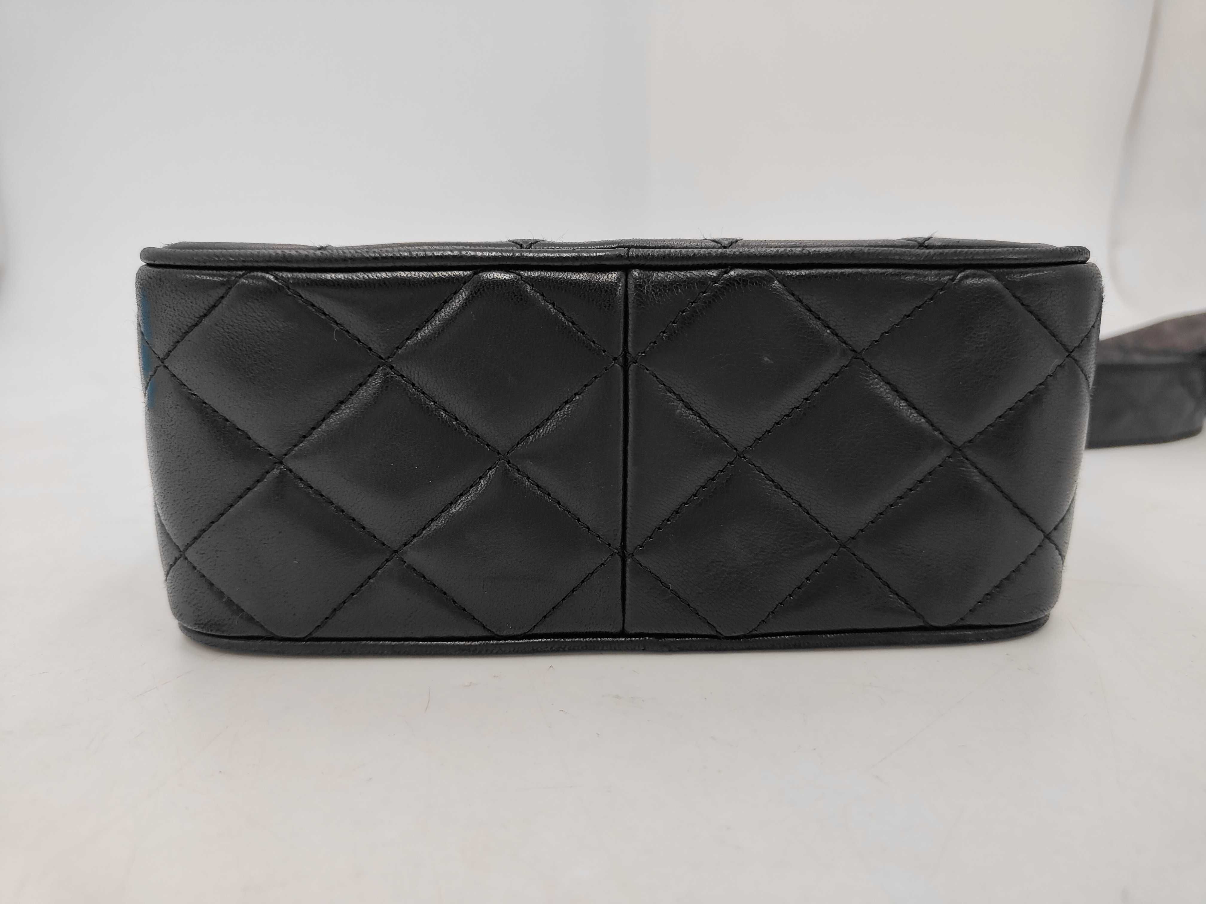Matelassé Classic Small Camera Bag, Lambskin, Black, 2663874, Seal Boutique Seal, 18x13x7cm, Shoulder strap approx. 110cm, Bag — view 6