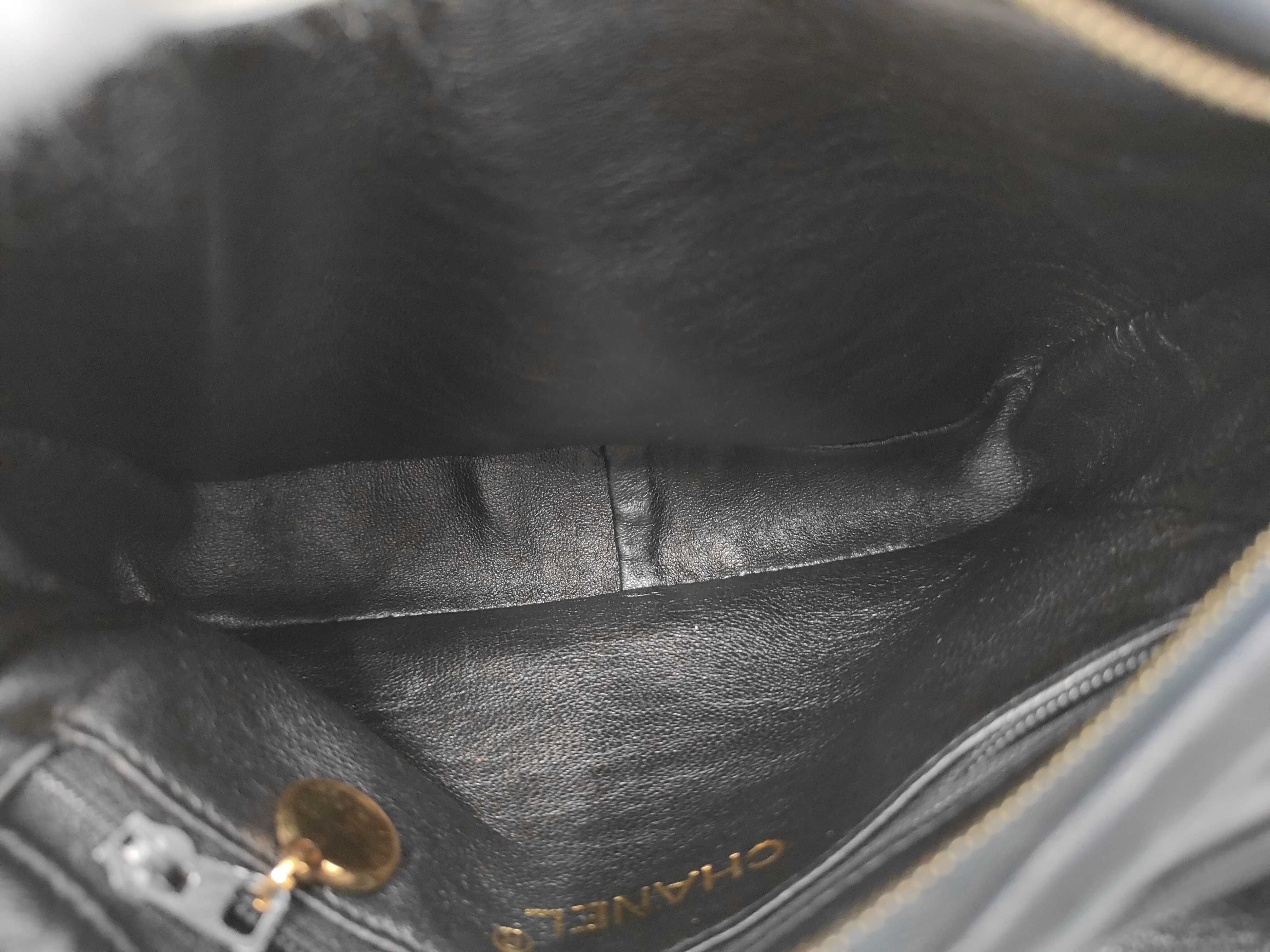 Matelassé Classic Small Camera Bag, Lambskin, Black, 2663874, Seal Boutique Seal, 18x13x7cm, Shoulder strap approx. 110cm, Bag — view 8