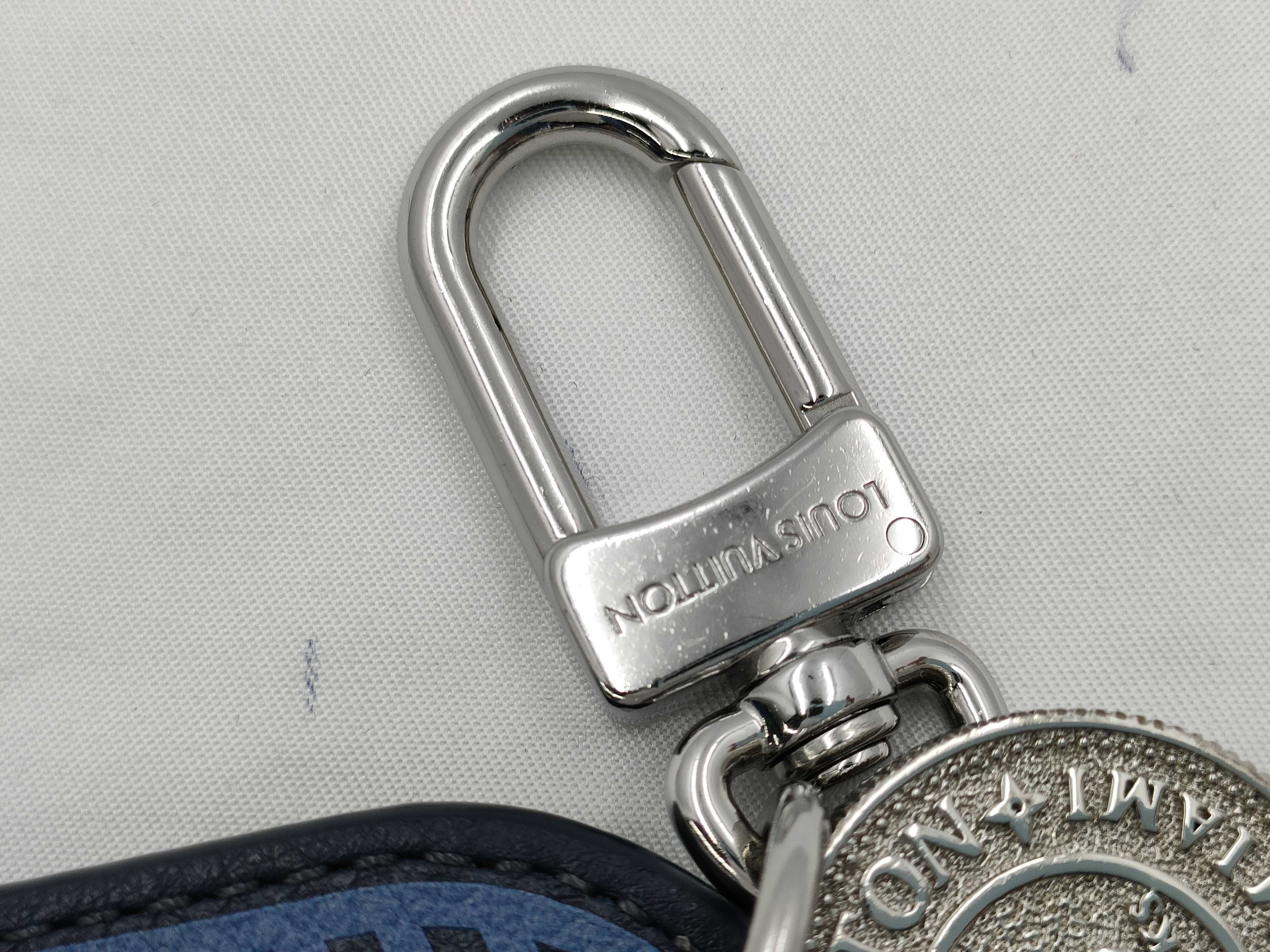 M02700 Keyring Keychain Key Case — view 4