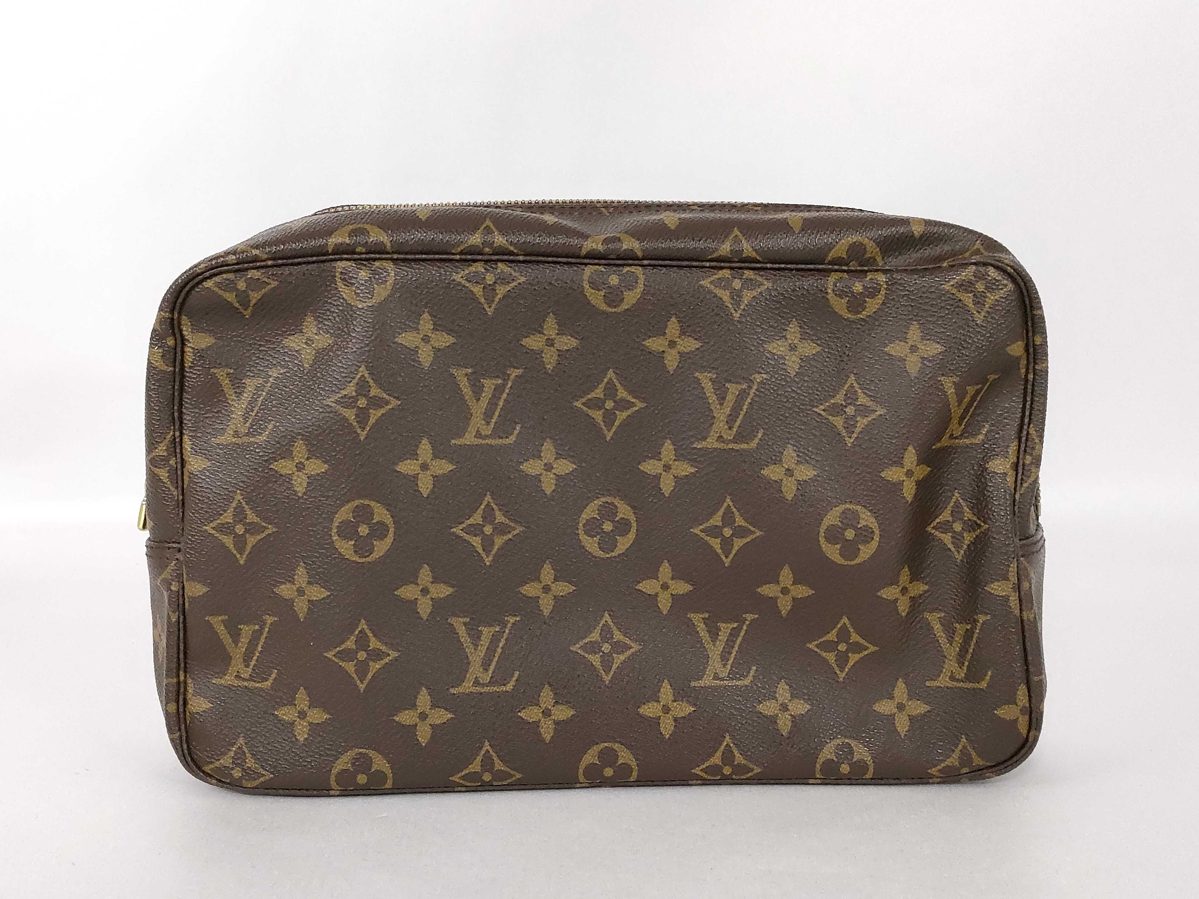 Monogram Louis Vuitton Monogram Trousses Toilette 28 M47522 Pouch