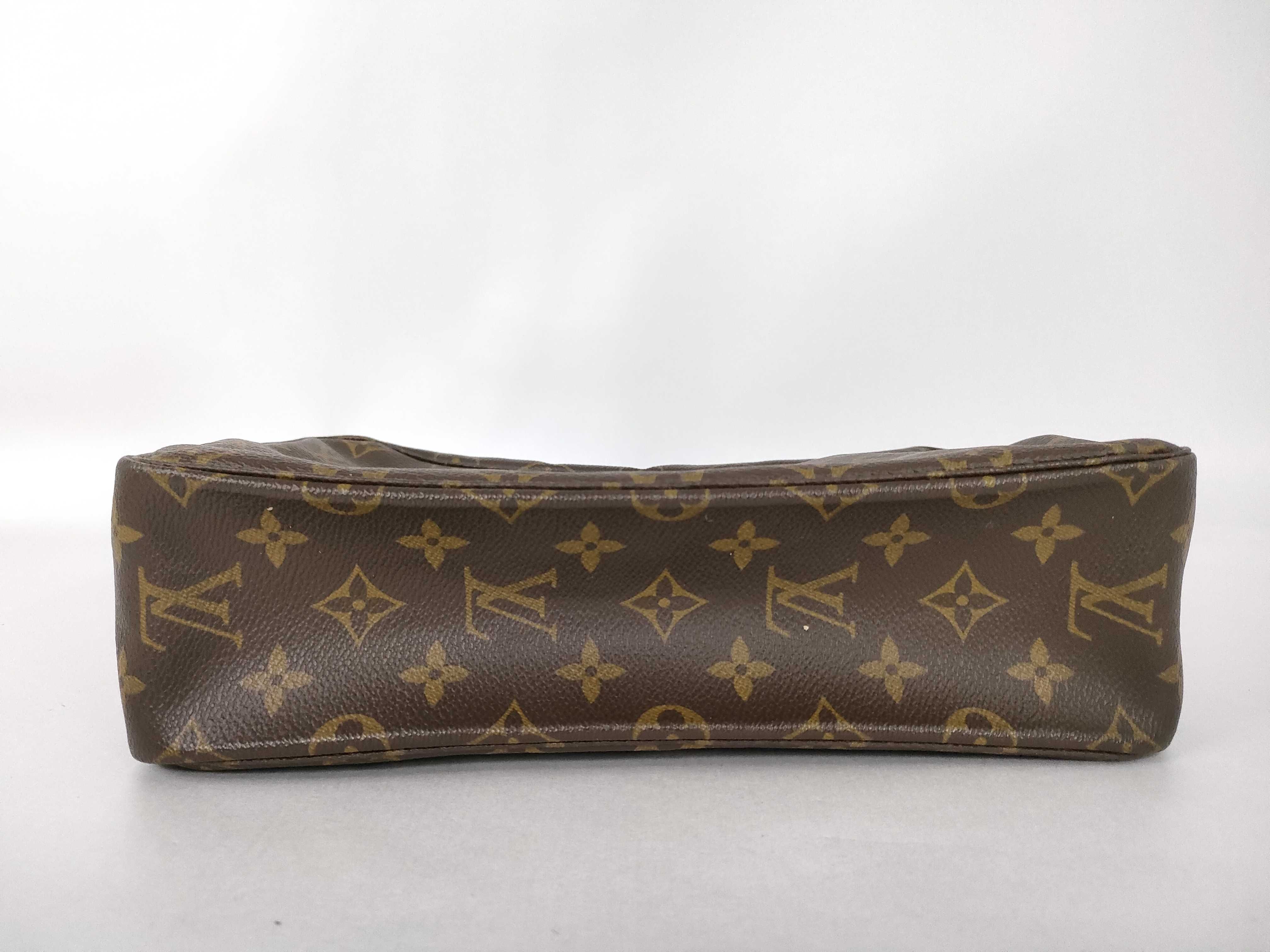 Monogram Louis Vuitton Monogram Trousses Toilette 28 M47522 Pouch — view 4