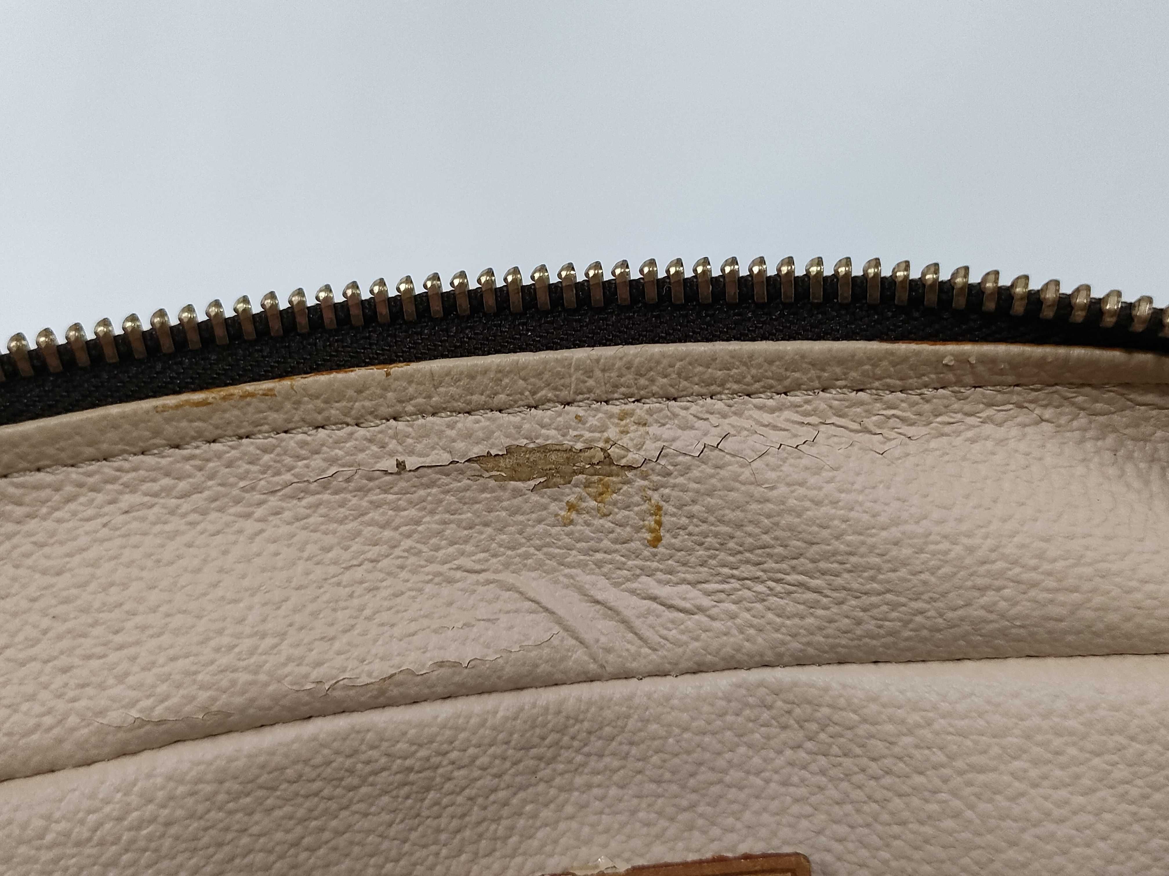 Monogram Louis Vuitton Monogram Trousses Toilette 28 M47522 Pouch — view 9