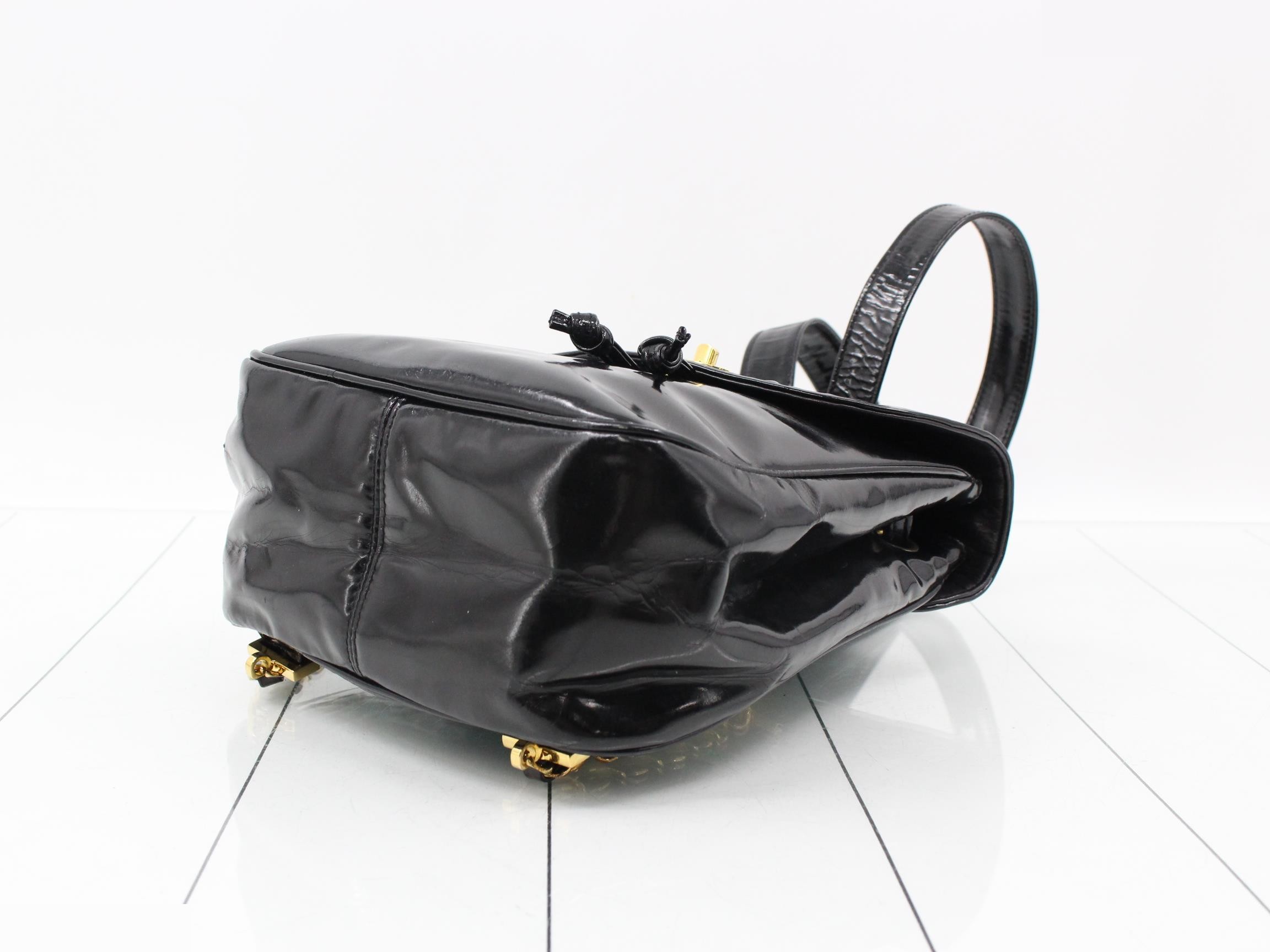 Enamel Black Turnlock Coco — view 6