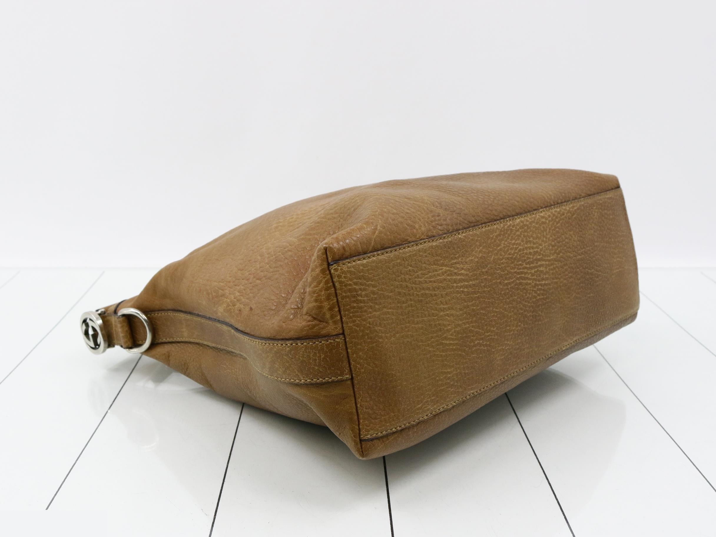 Interlocking Shoulder Bag, Leather, Brown — view 5