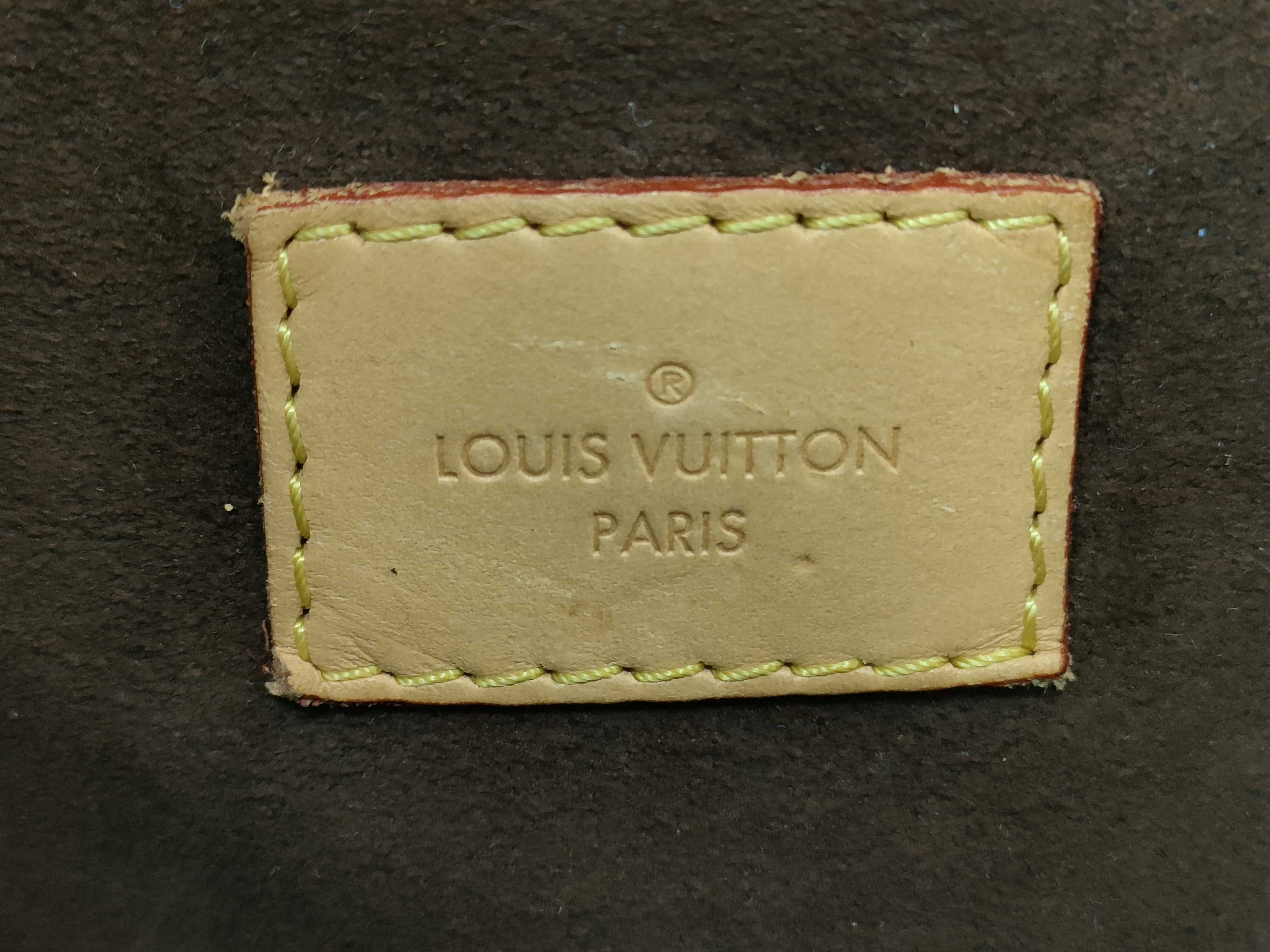 Monogram LV Monogram Messenger Shoulder Bag Handbag — view 14