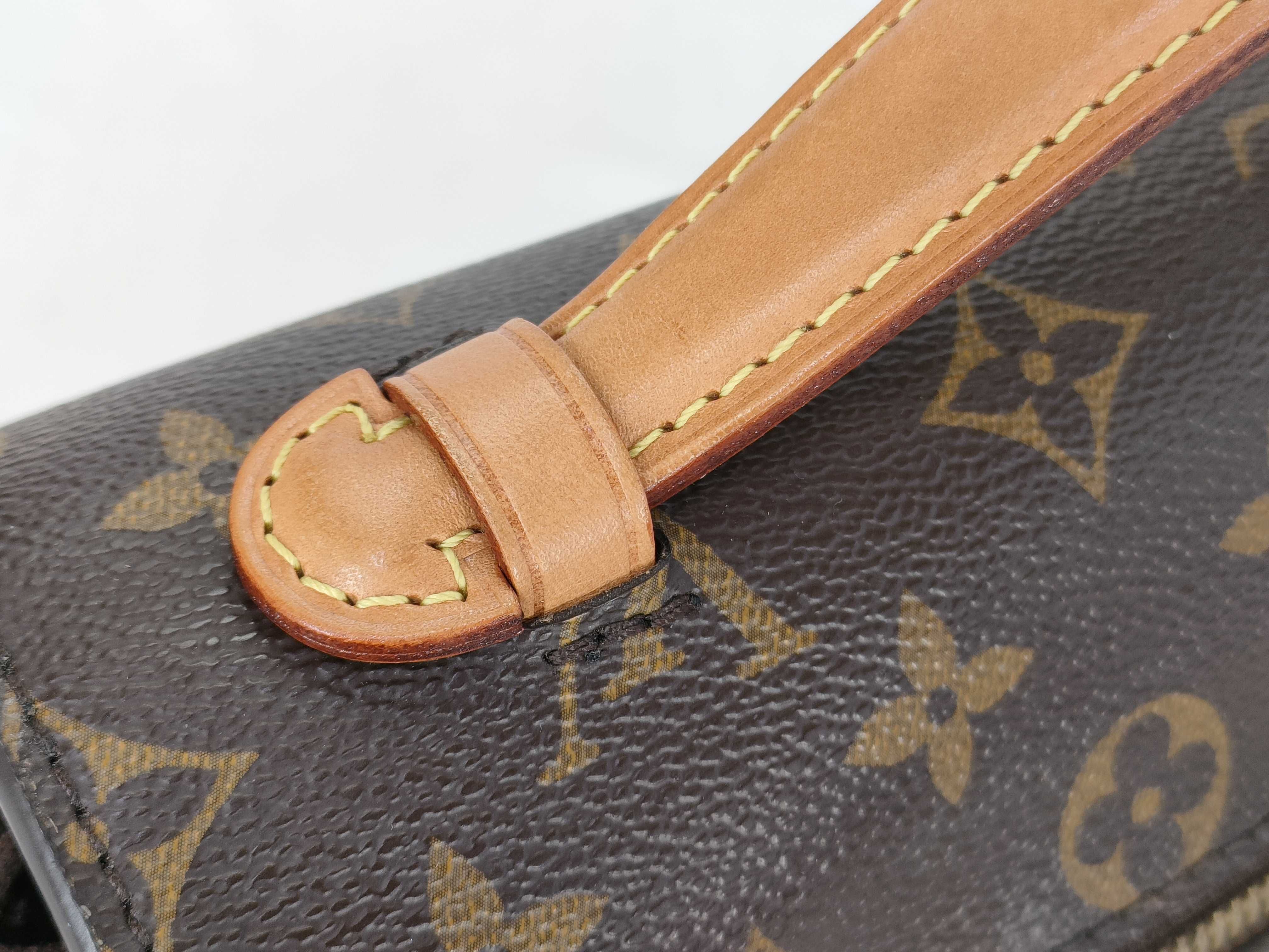 Monogram LV Monogram Messenger Shoulder Bag Handbag — view 5