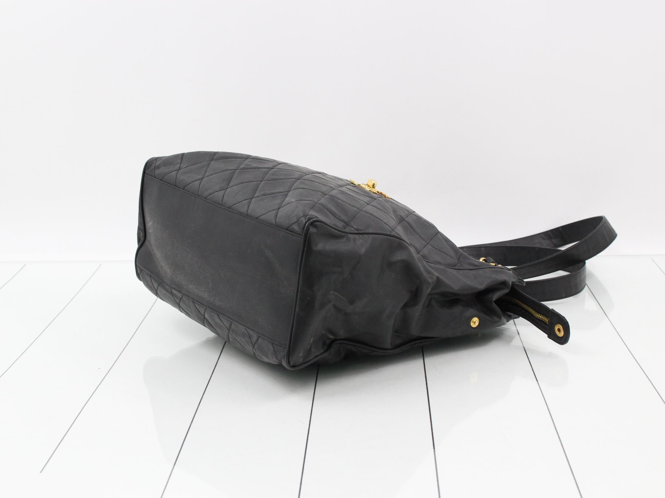 Matelassé Chain Tote Bag, Black — view 6