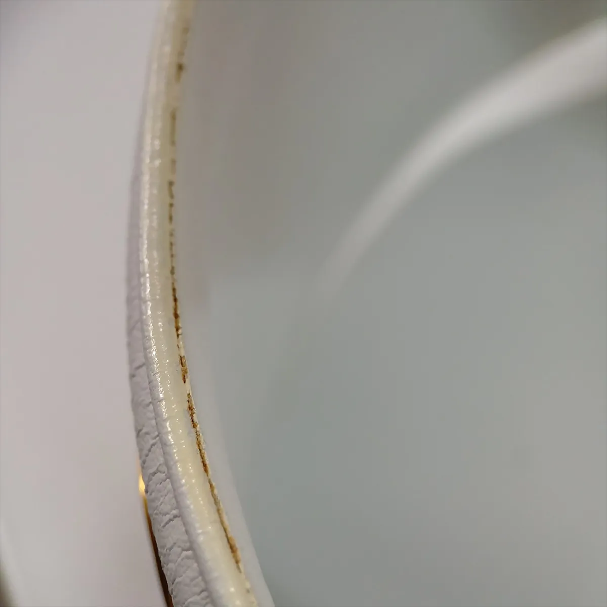Coco Mark 93P Belt 85 Leather x GP White x Gold — view 9