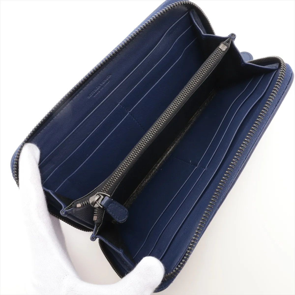 Intrecciato Leather Round Zip Wallet, Navy — view 3