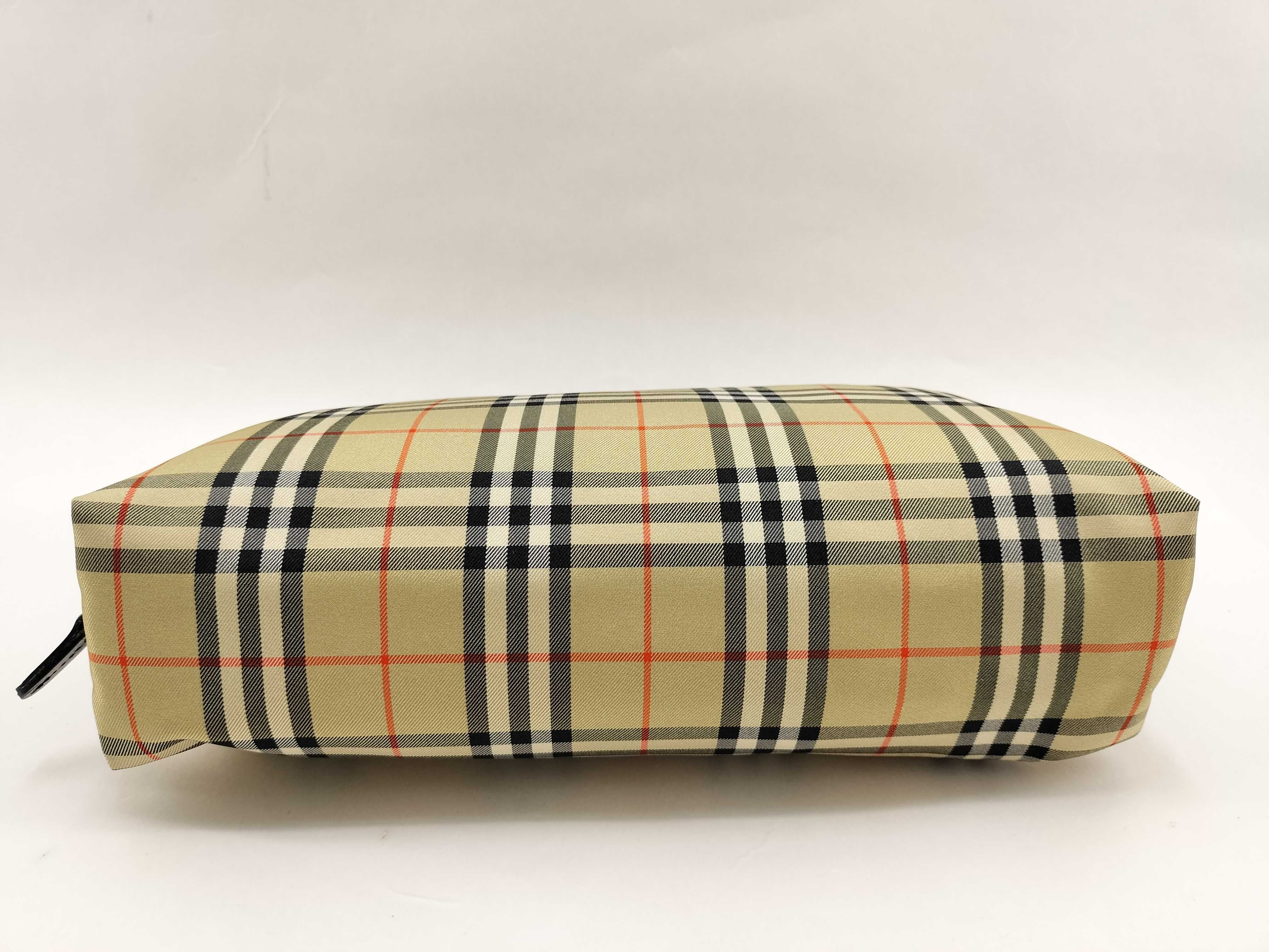 Pouch — view 3