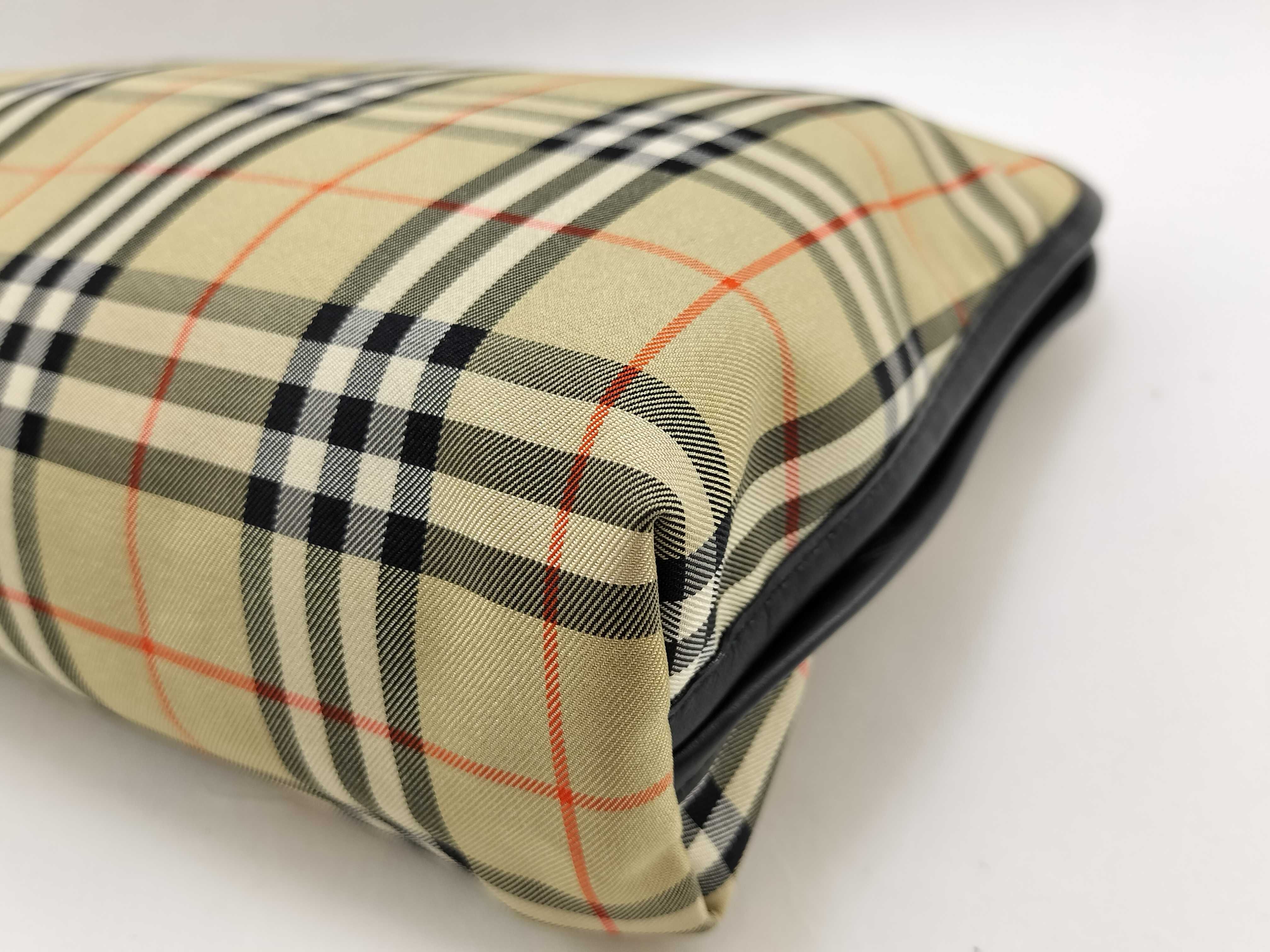 Pouch — view 4