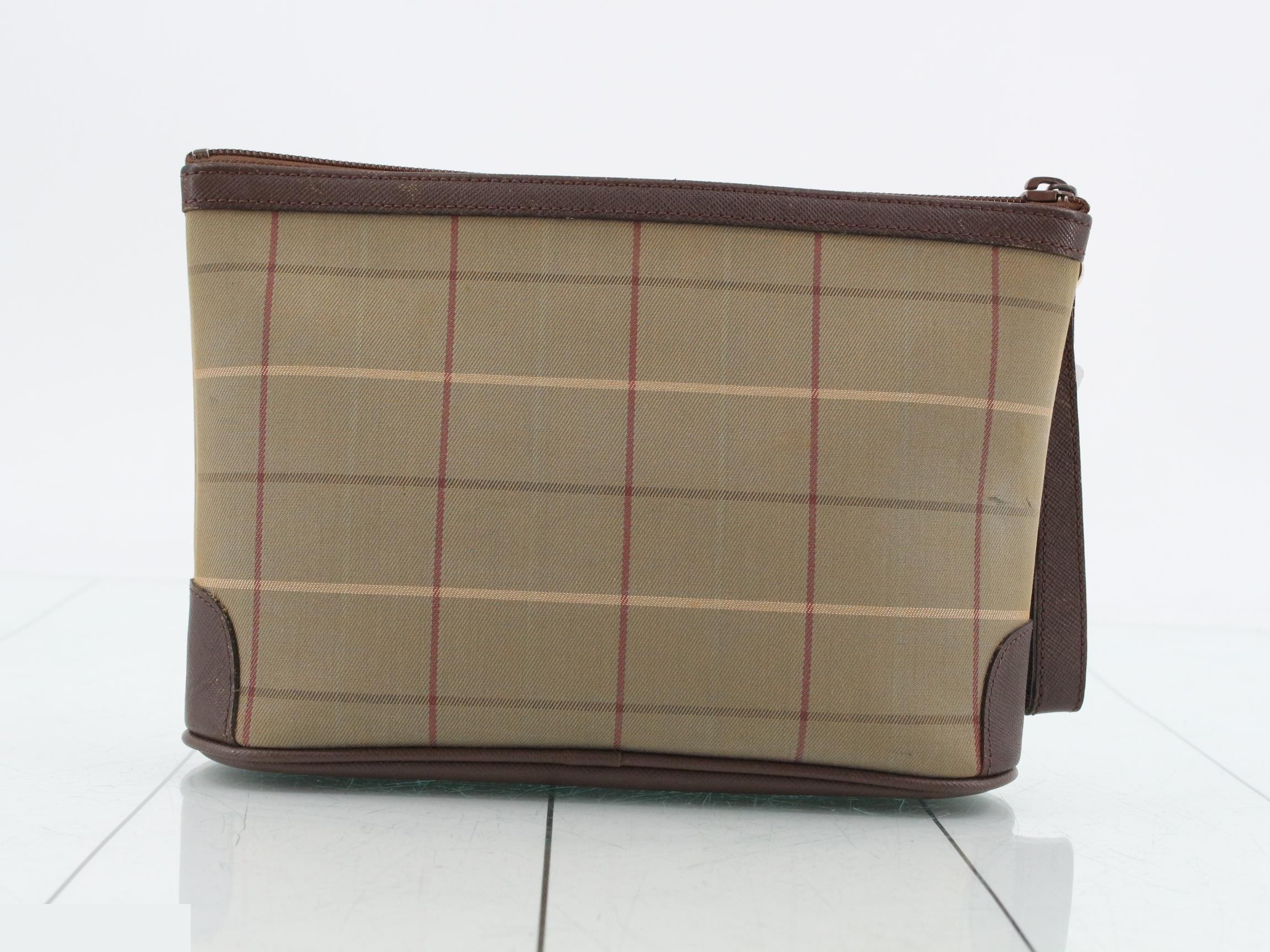 pouch — view 2