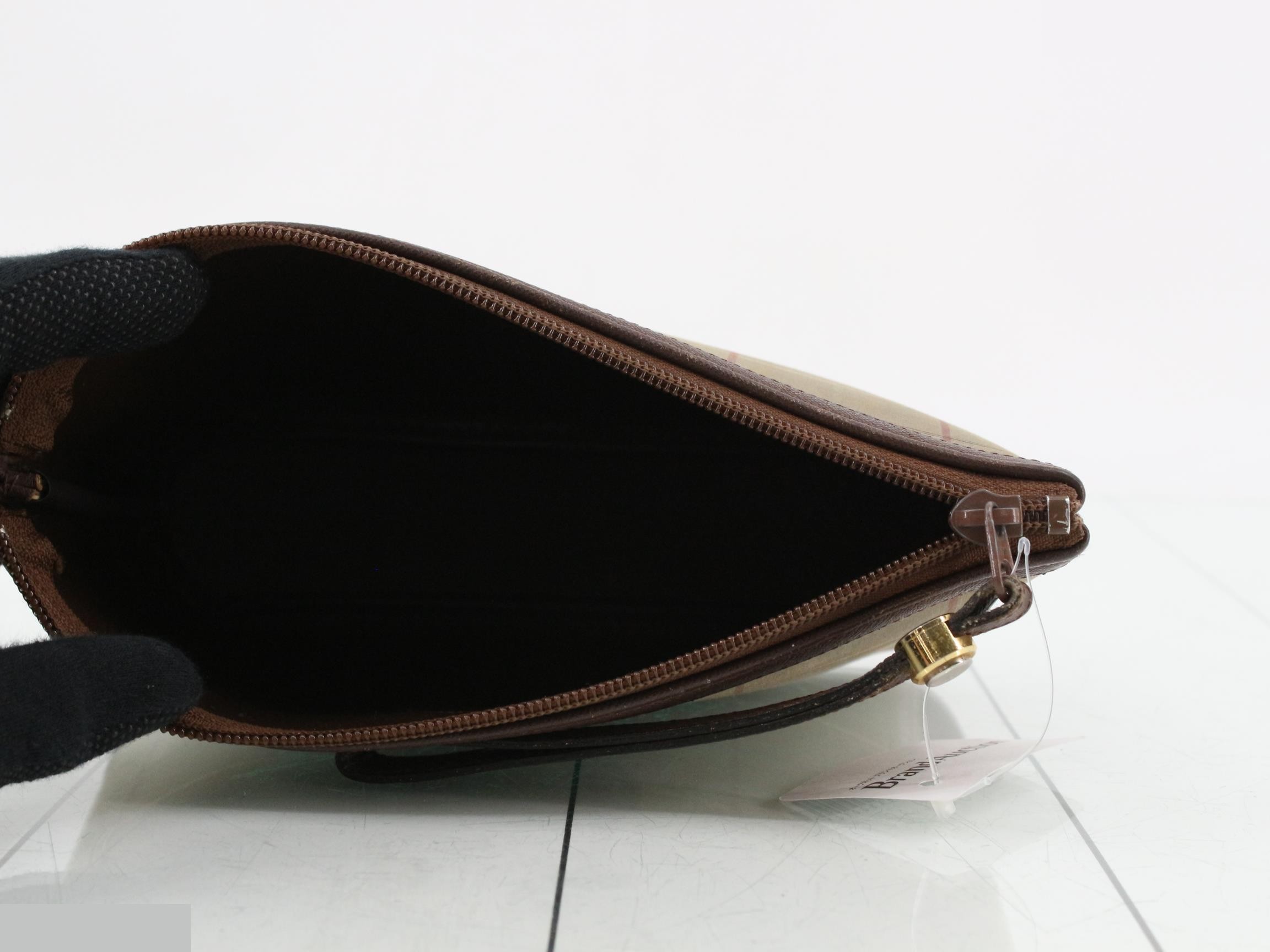 pouch — view 4