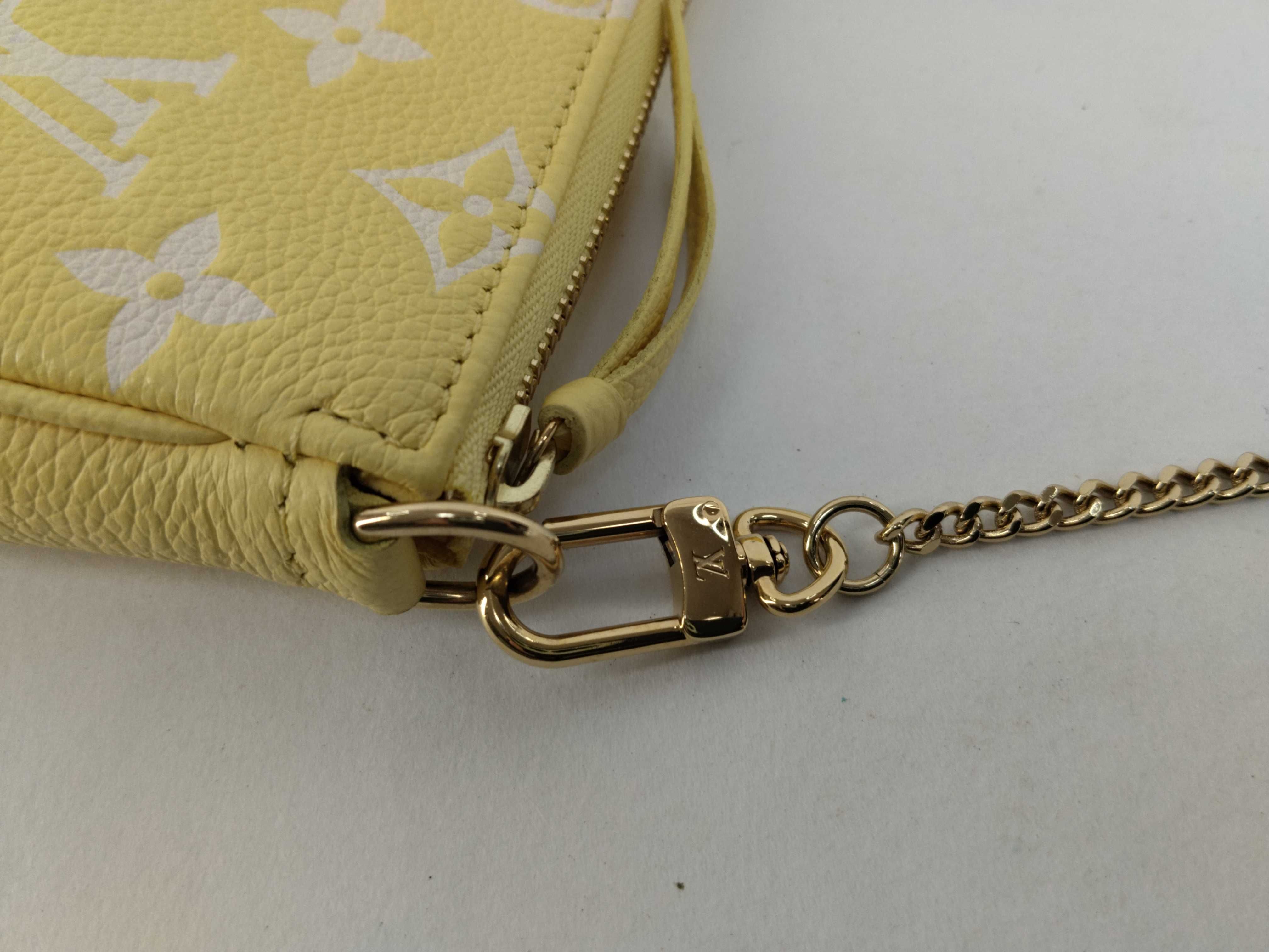 Monogram Empreinte Louis Vuitton Monogram Empreinte Accessoires Mini Pouch M46129 Pouch — view 5