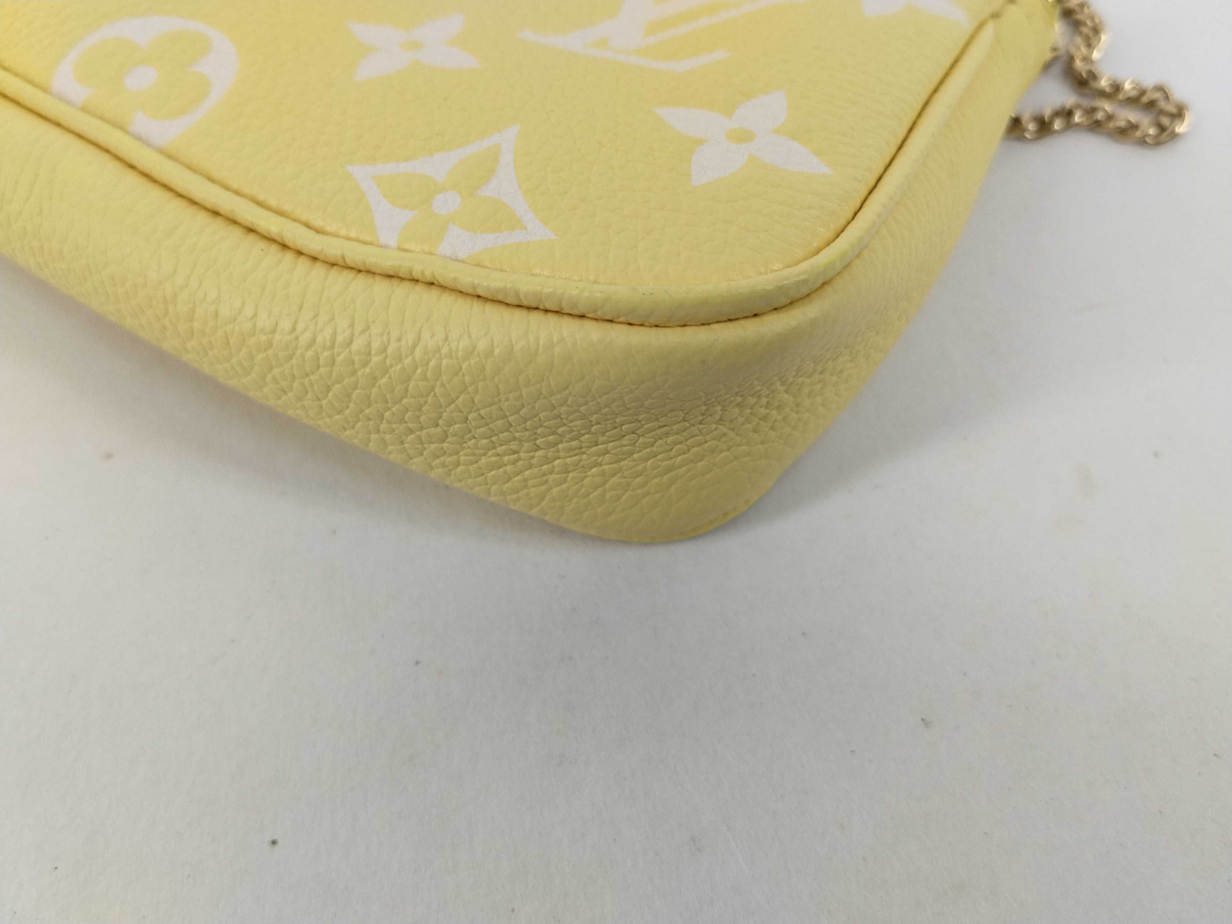 Monogram Empreinte Louis Vuitton Monogram Empreinte Accessoires Mini Pouch M46129 Pouch — view 7