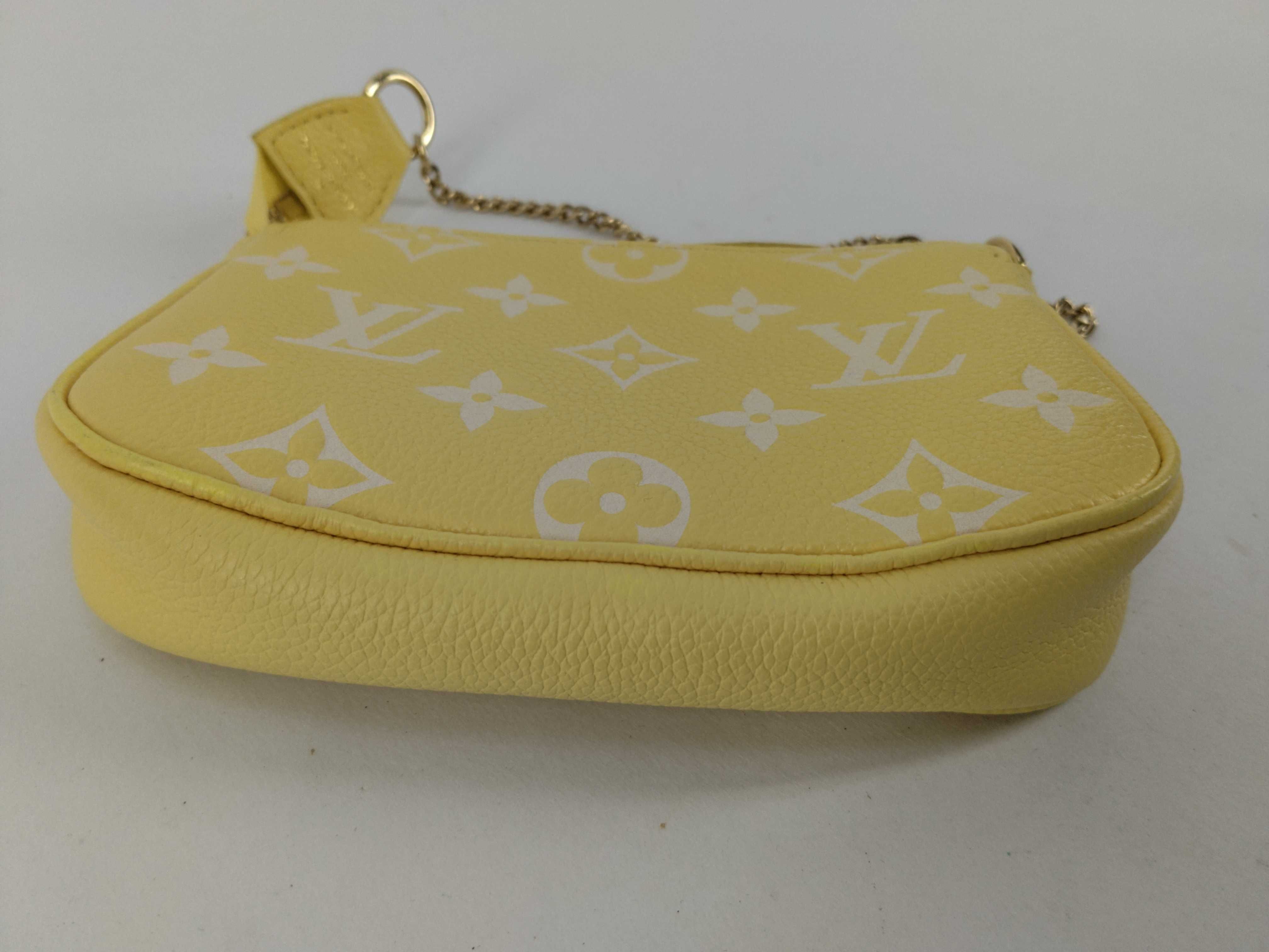 Monogram Empreinte Louis Vuitton Monogram Empreinte Accessoires Mini Pouch M46129 Pouch — view 8