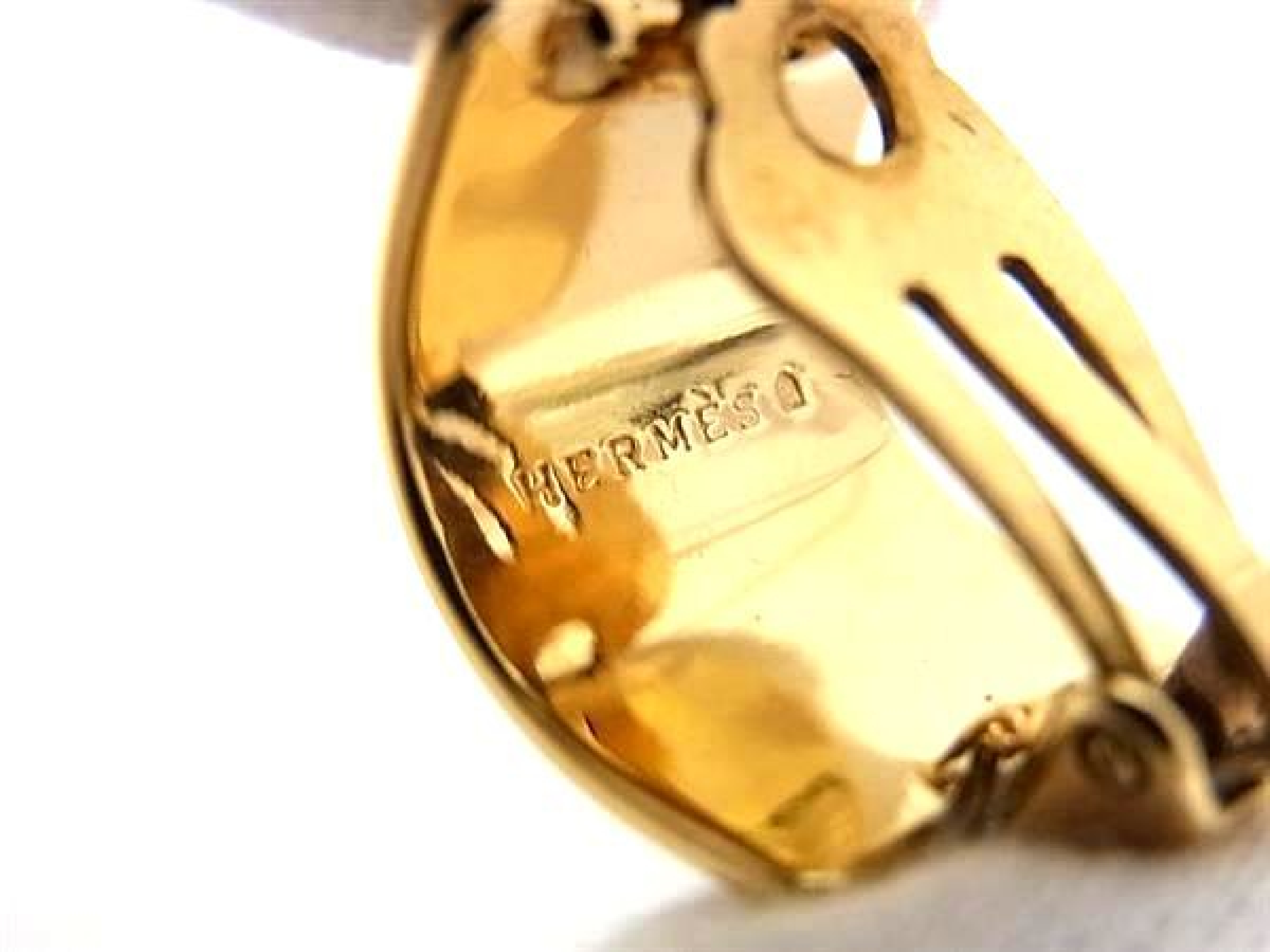 enamel clip-on earrings for women, gold and navy tones, FY3922. — view 3