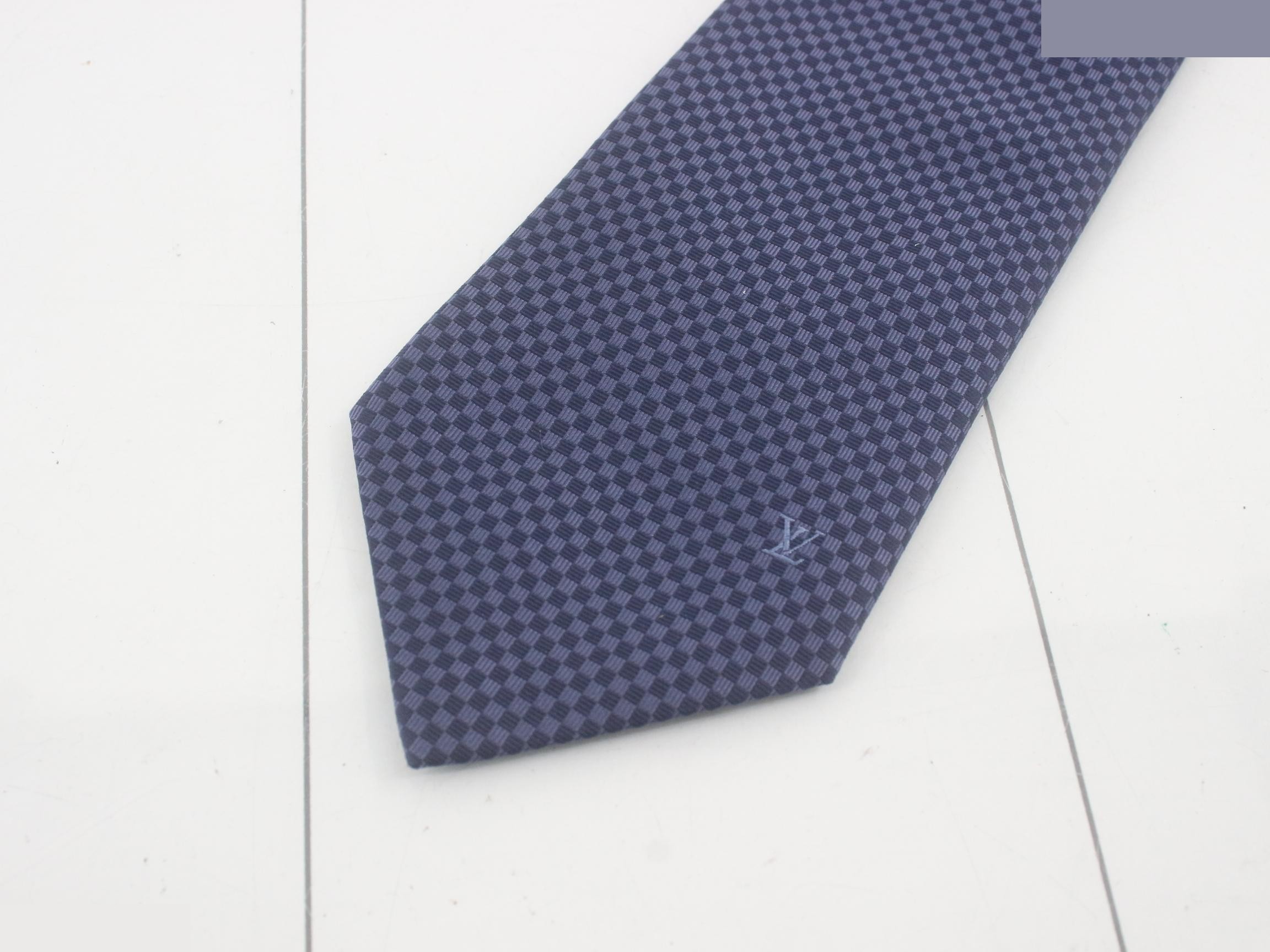 Current logo silk tie — view 3