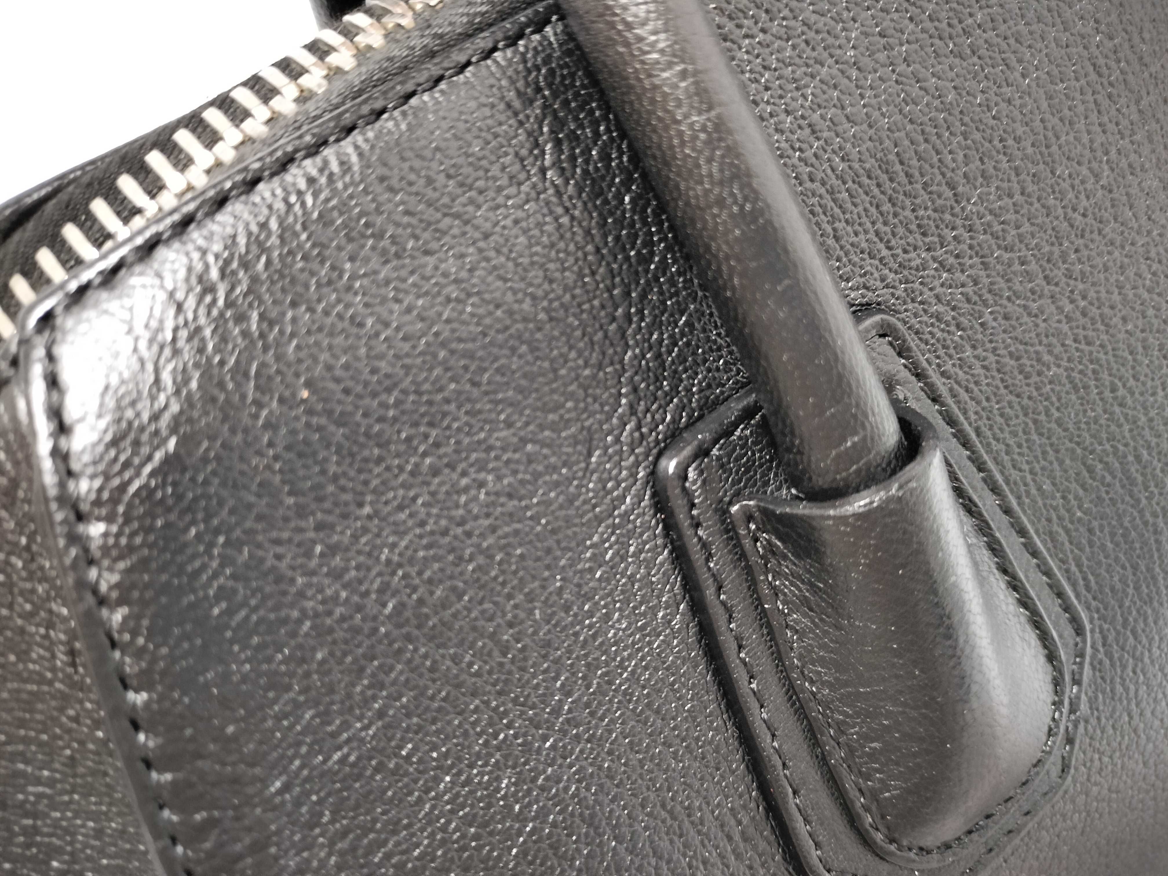 Antigona Medium Black Tote Bag (Handbag) — view 6