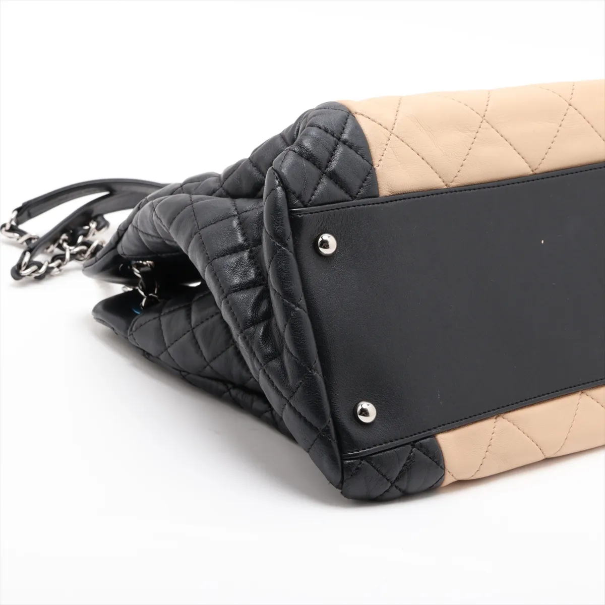 Matelassé Lambskin Chain Tote Bag, Beige x Black, Silver Hardware, Item Number 15254681 (Serial Number in the 15s range) — view 4