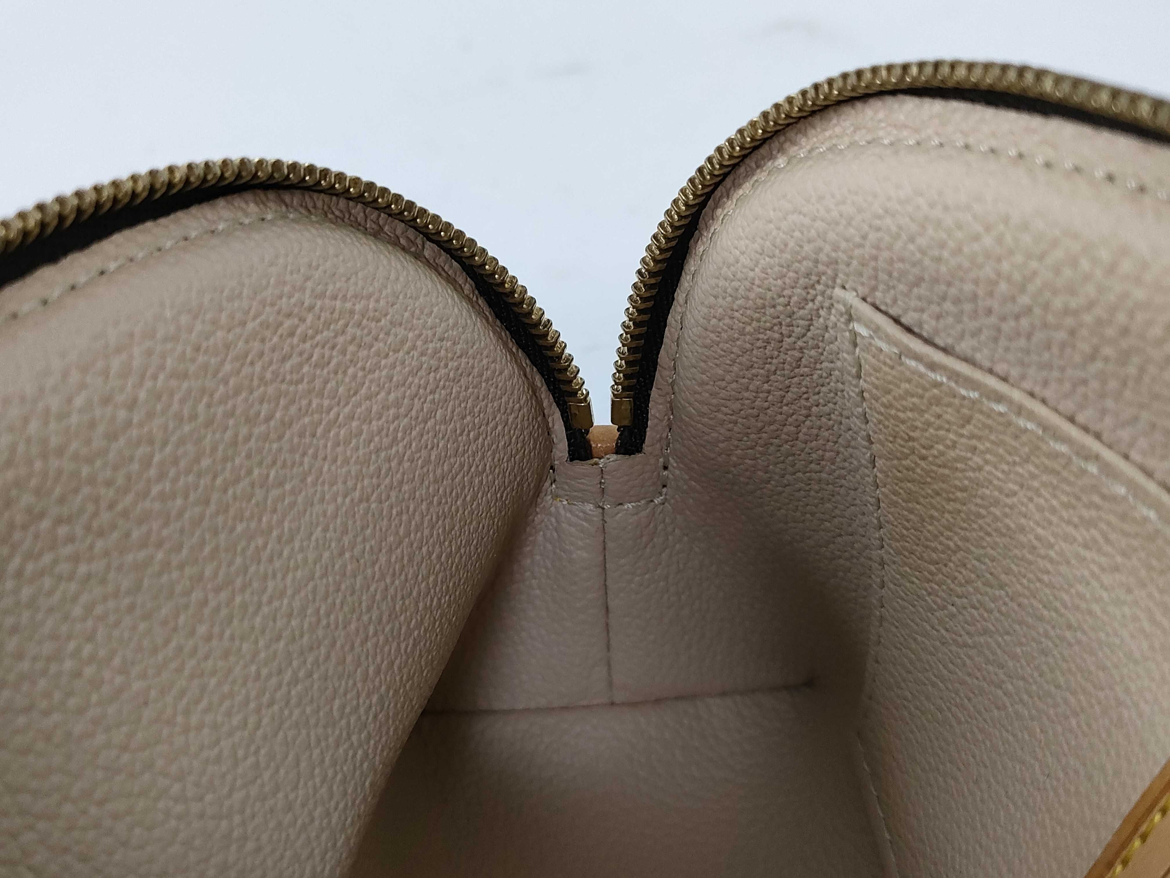 Monogram Pochette Cosmétique Monogram SD0098 Pouch — view 9