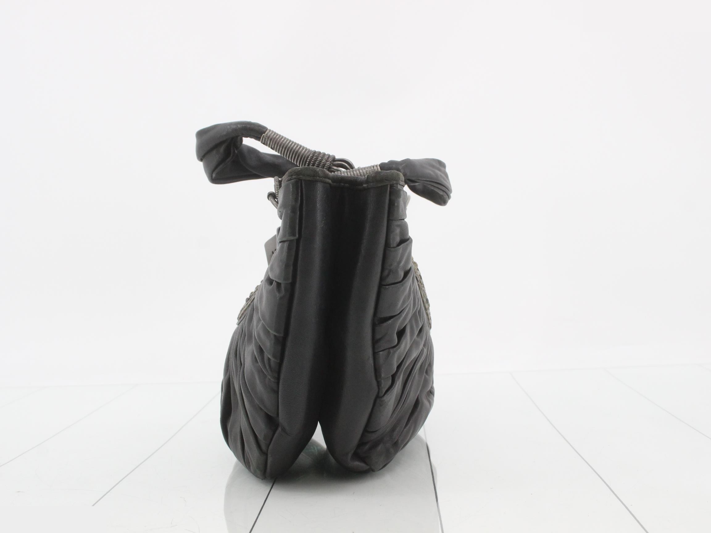 handbag — view 3